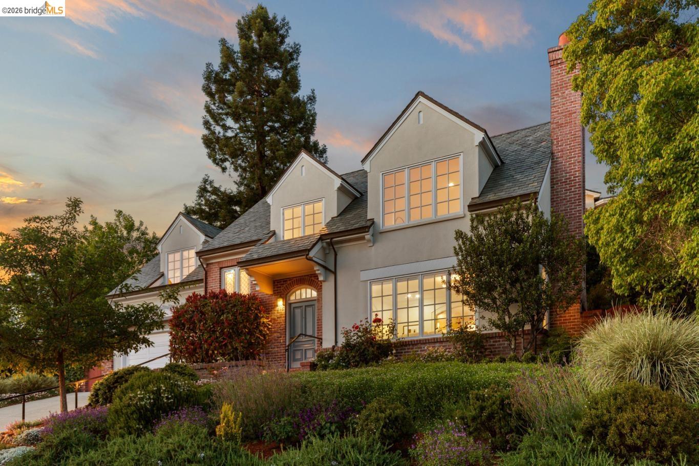 618 Mountain Blvd
