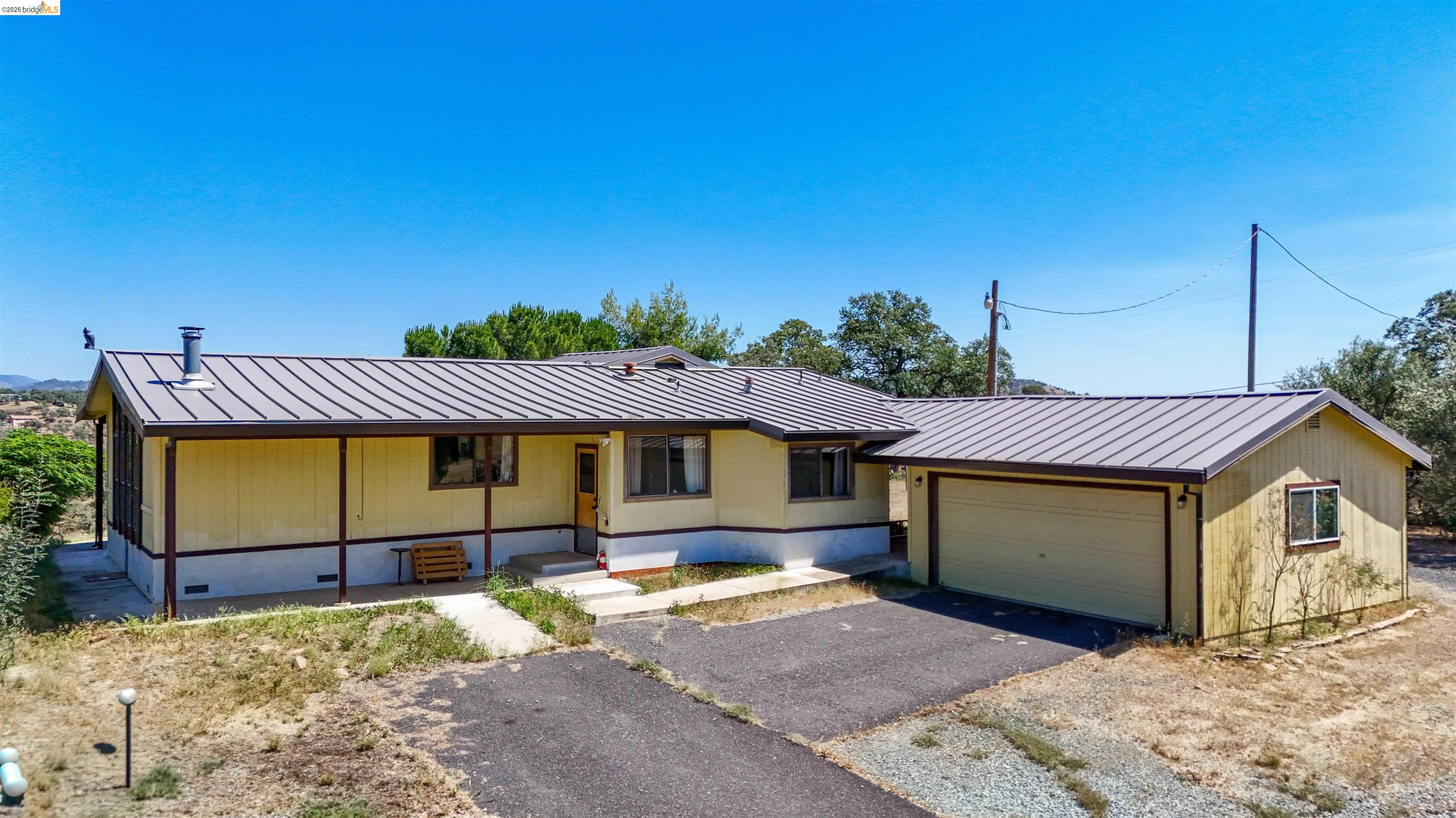 2391 Zarzamora, La Grange CA 95329 — photo 3