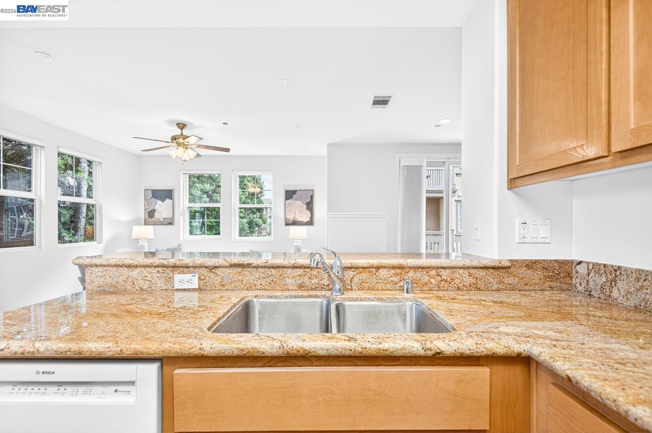 153 Gillette Pl # 100, Livermore CA 94550 — photo 8