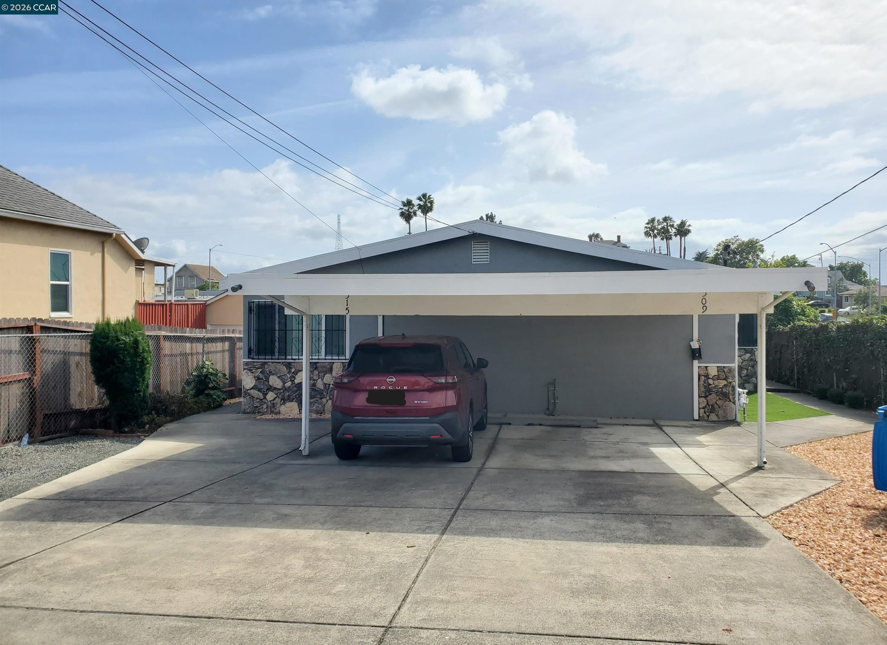 Front Image Thumbnail for CC41136163