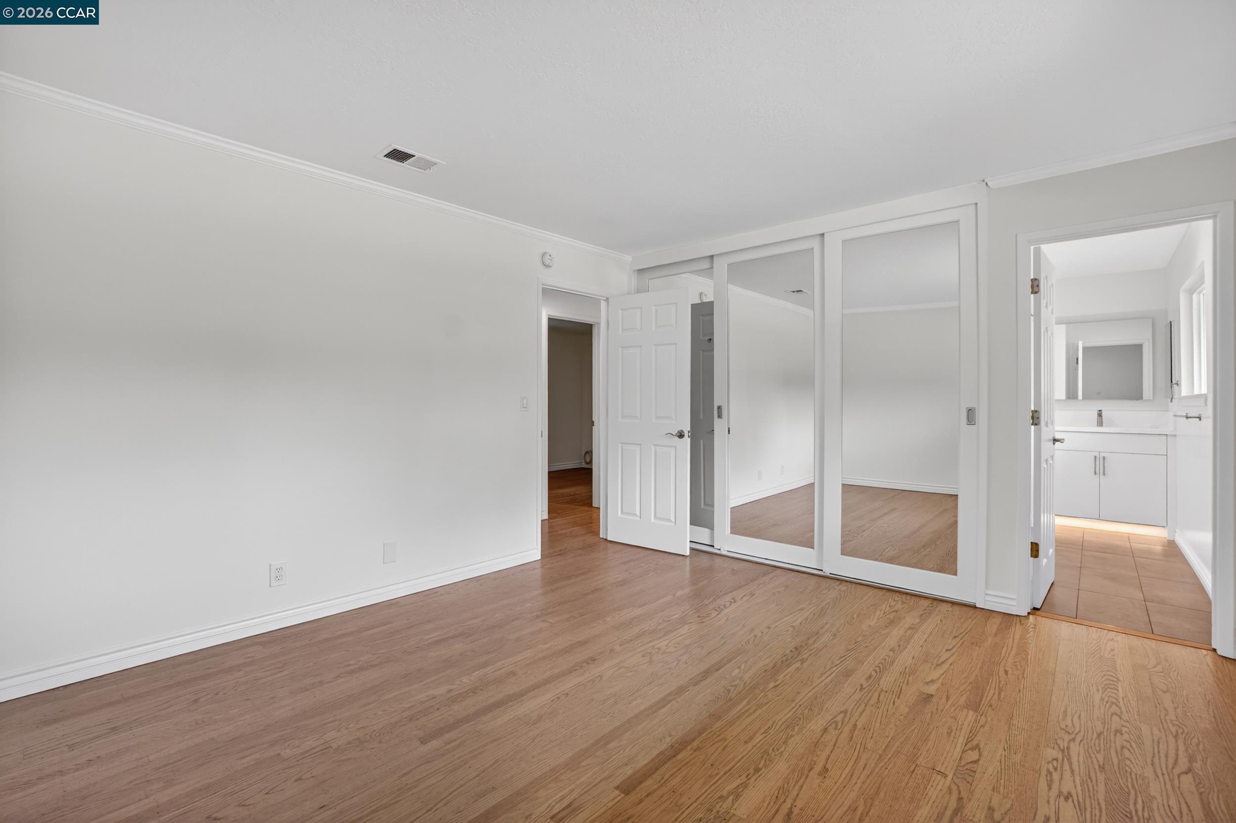 Photo #20: 41136171 Listing: Photo #20