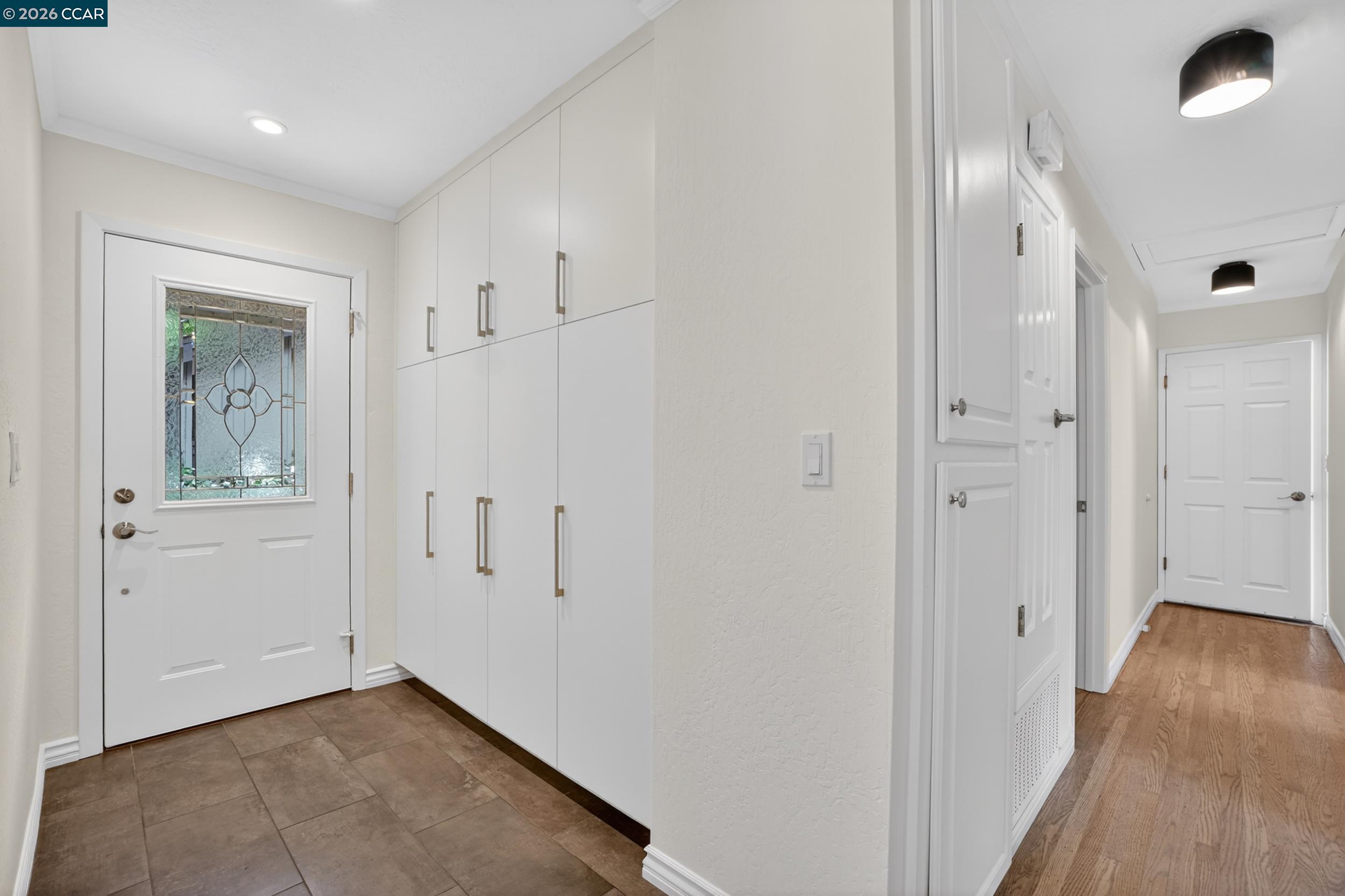Photo #6: 41136171 Listing: Photo #6