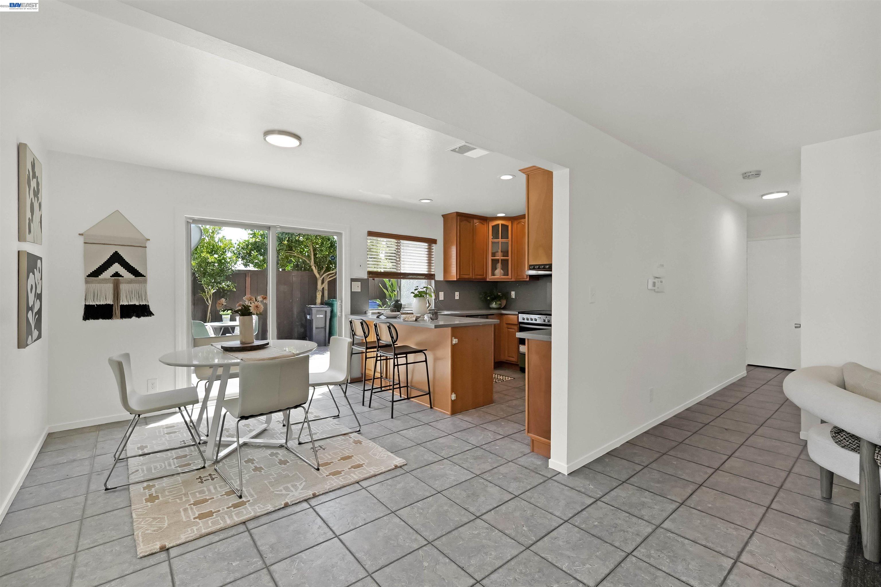 Photo #10: 41136178 Listing: Photo #10