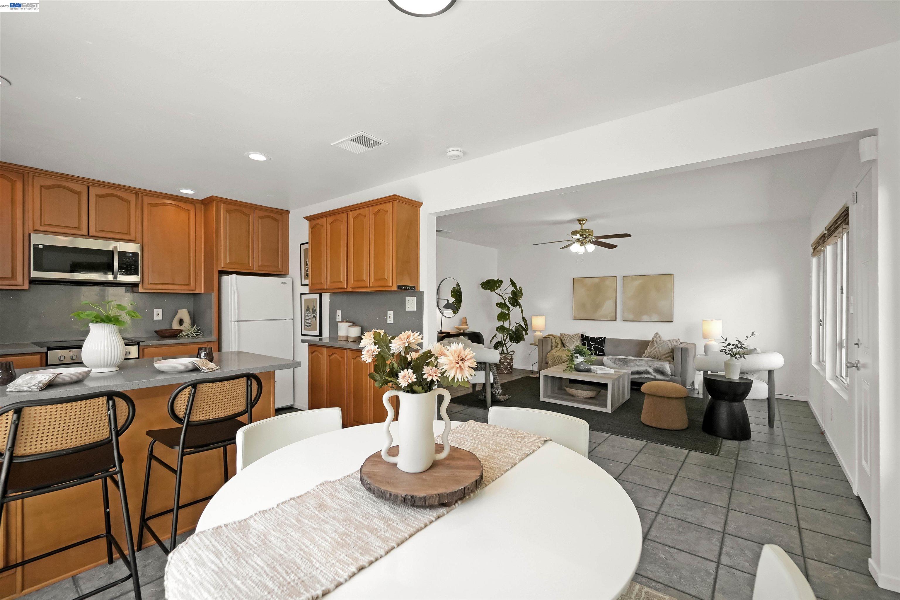 Photo #12: 41136178 Listing: Photo #12