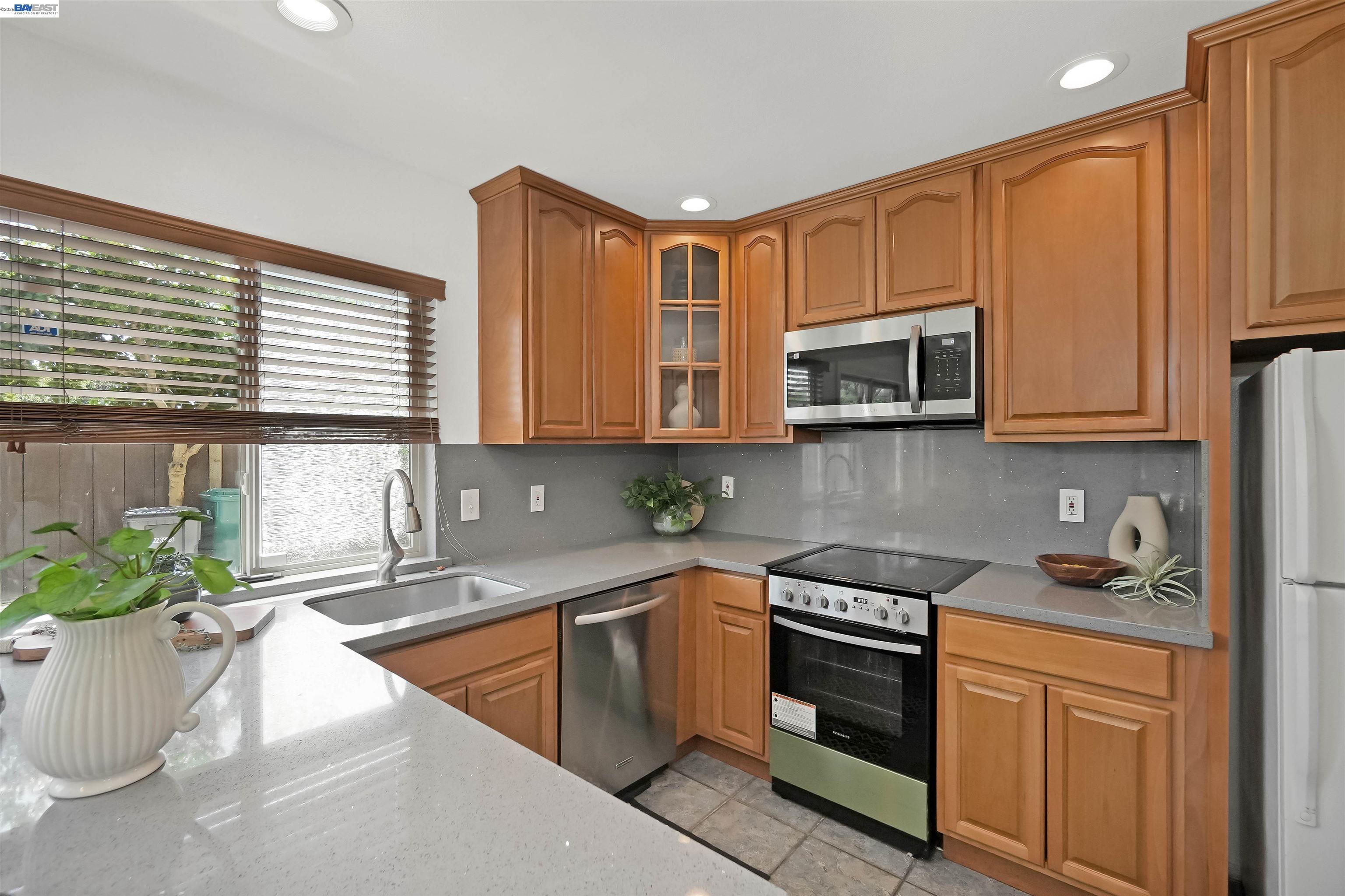 Photo #15: 41136178 Listing: Photo #15
