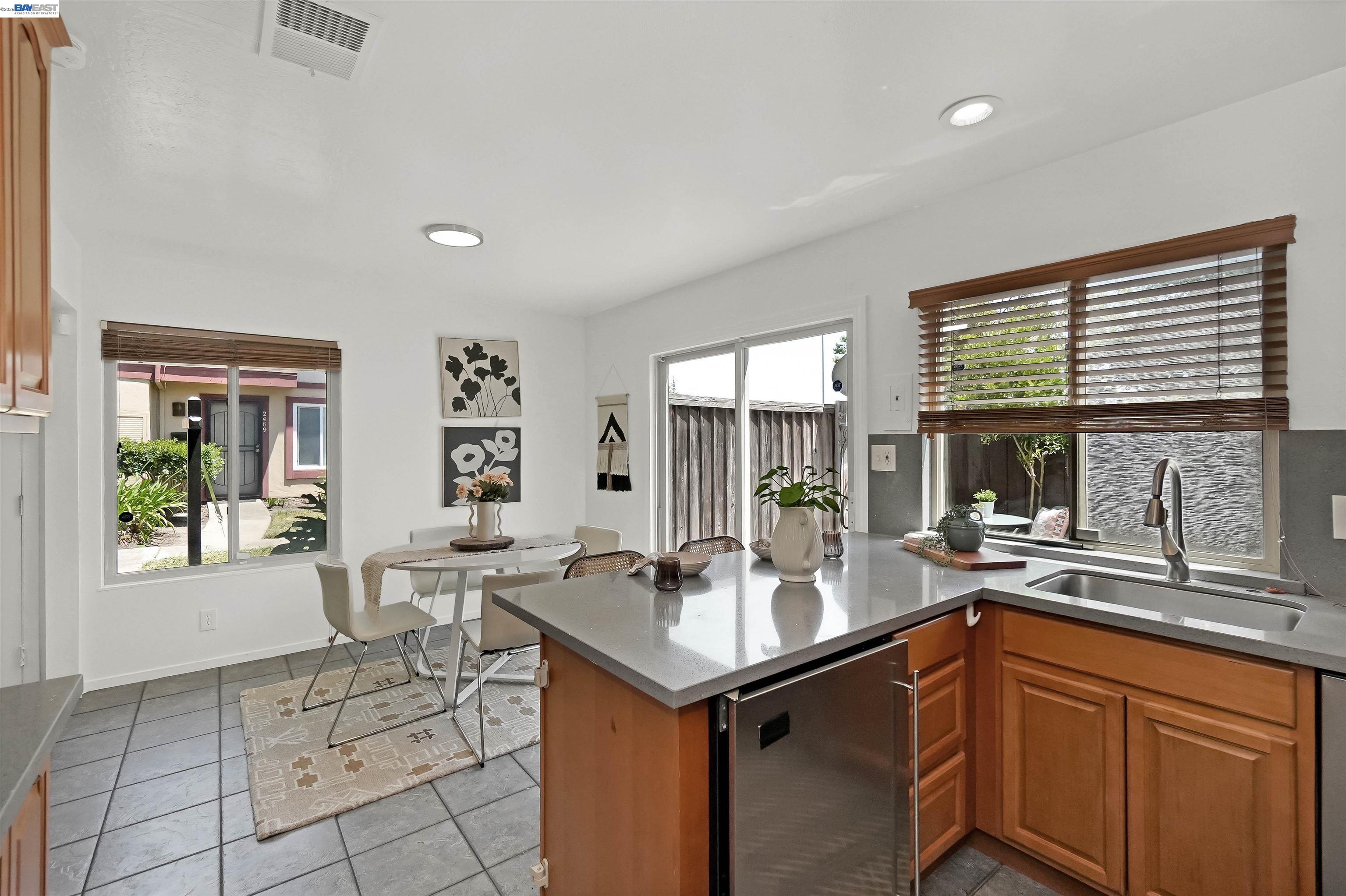 Photo #16: 41136178 Listing: Photo #16