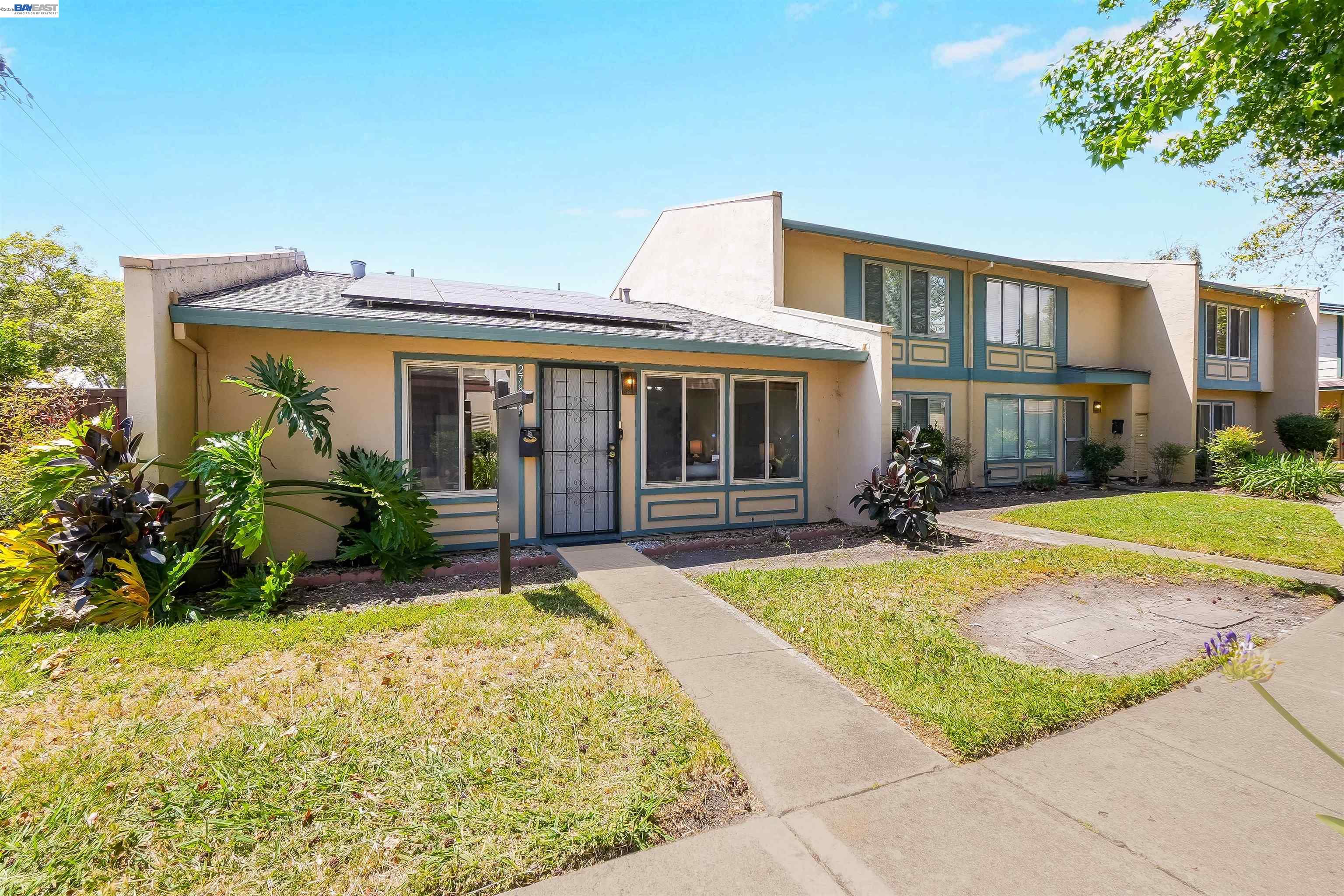 Photo #3: 41136178 Listing: Photo #3