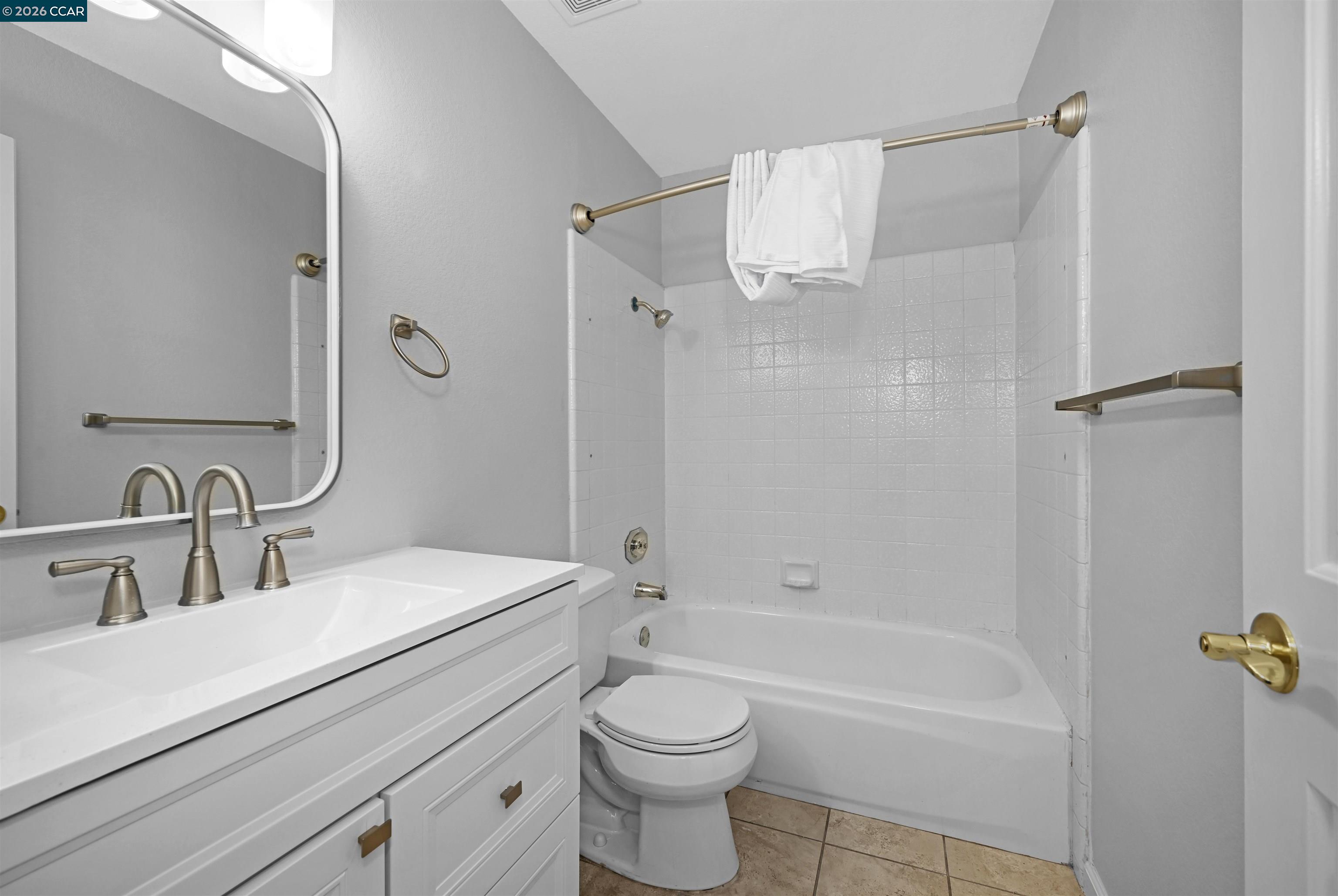 Photo #18: 41136199 Listing: Photo #18