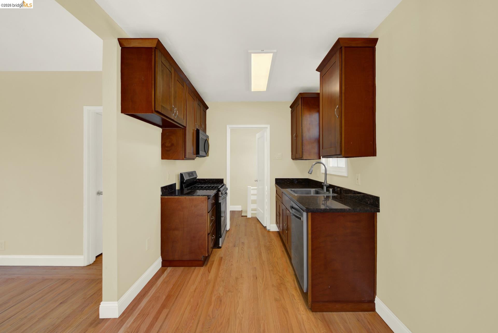 1510 67Th Ave, Oakland CA 94621 — photo 10
