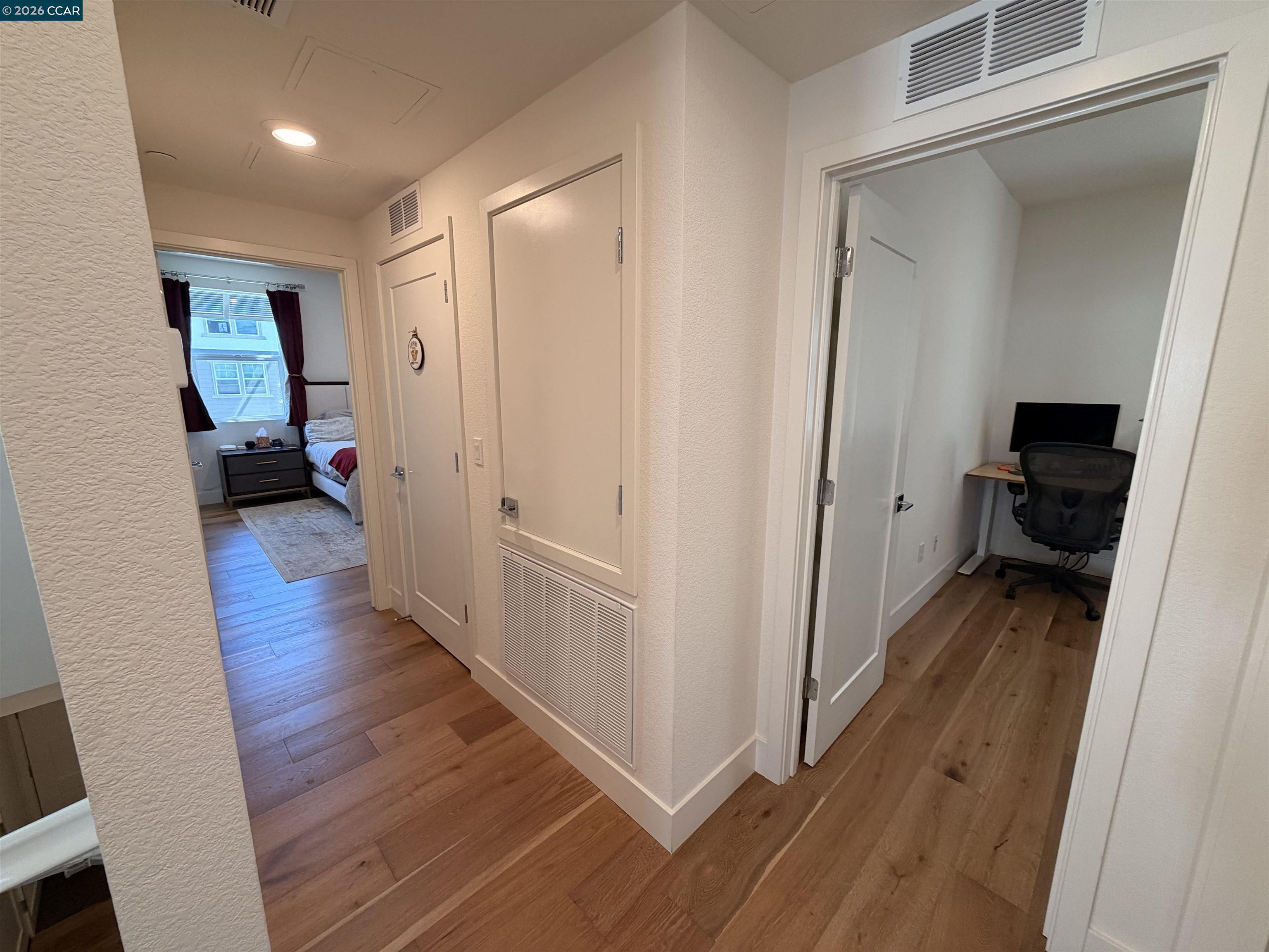 Photo #12: 41136223 Listing: Photo #12
