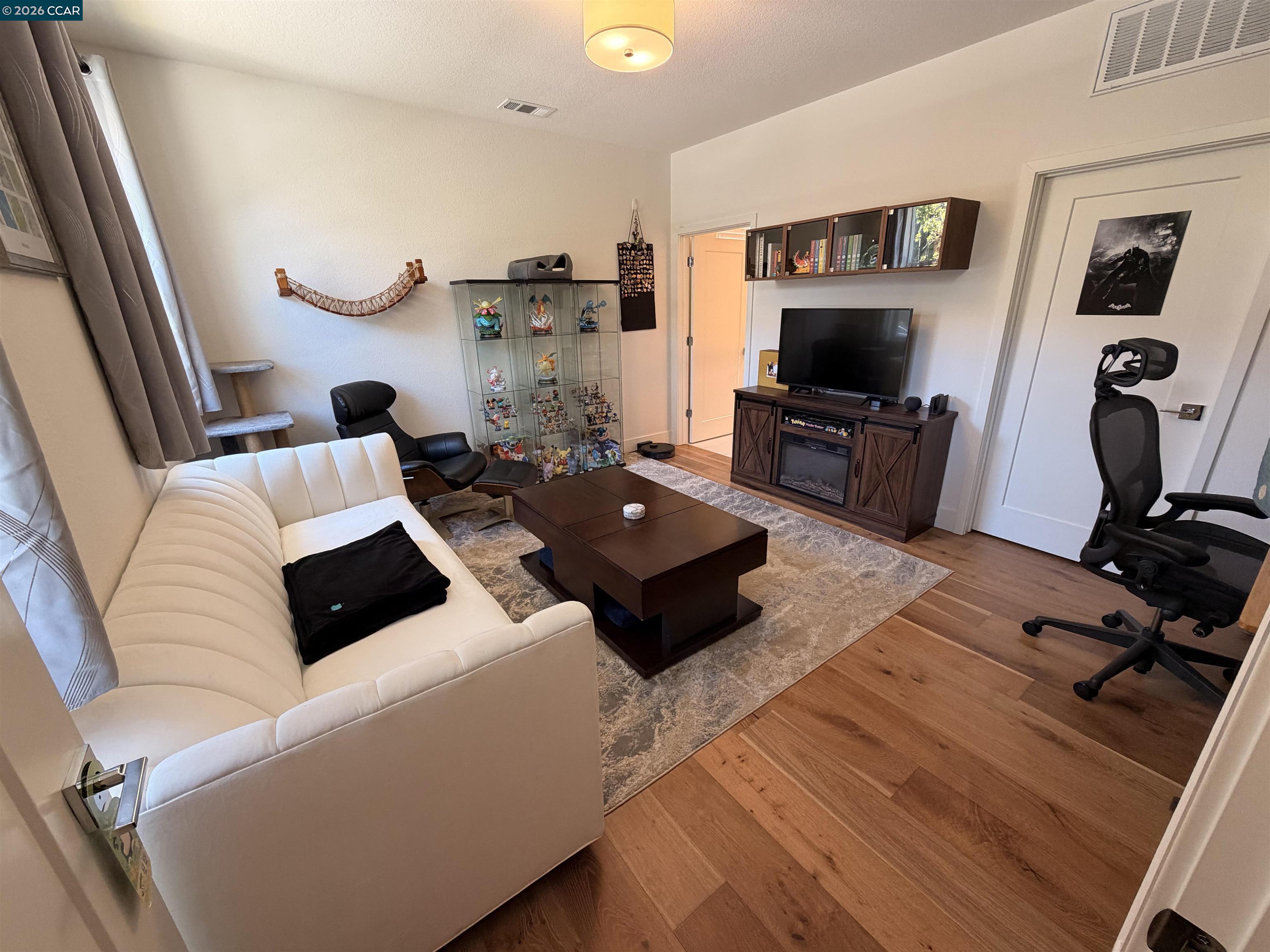 Photo #16: 41136223 Listing: Photo #16