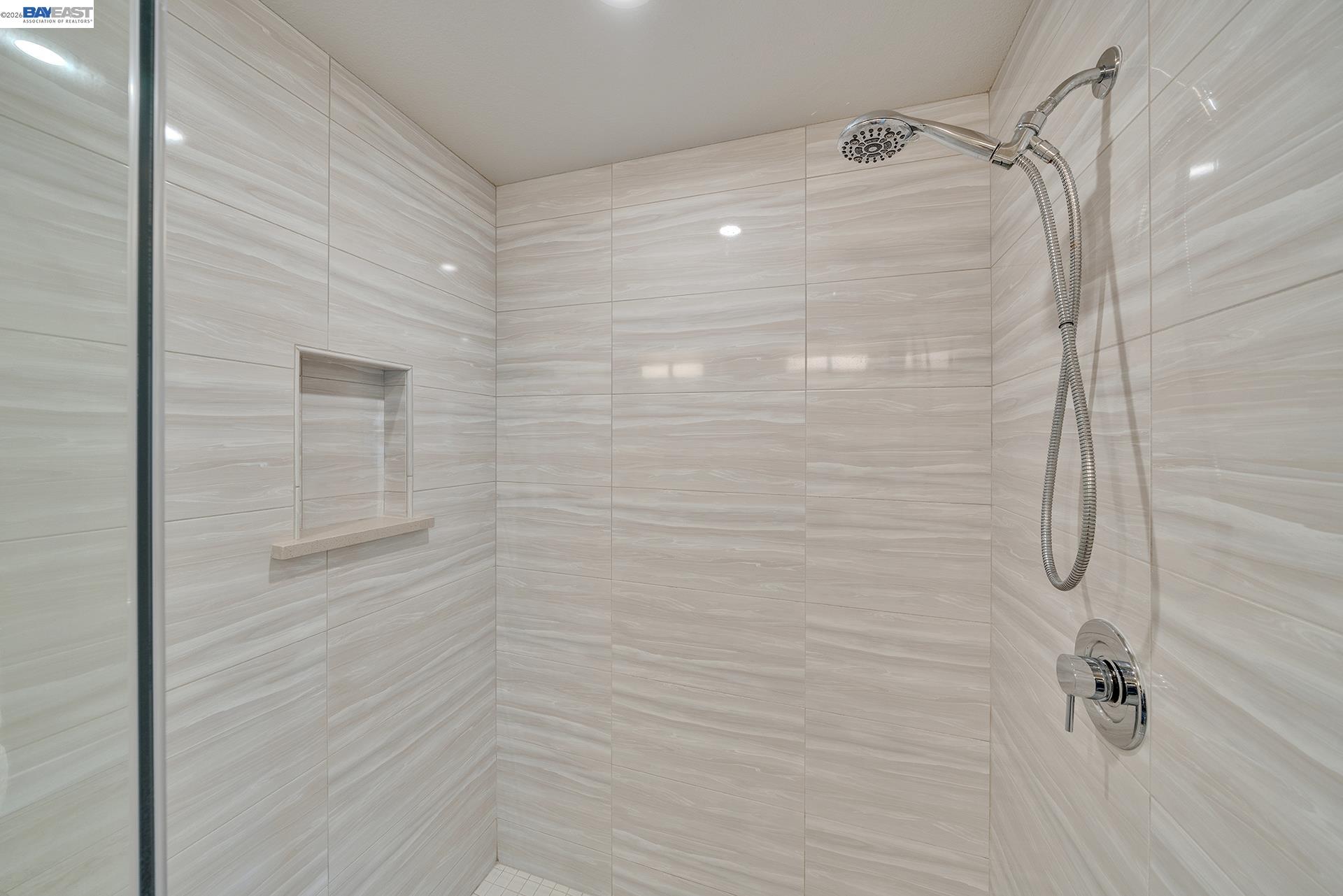 Photo #32: 41136240 Listing: Photo #32