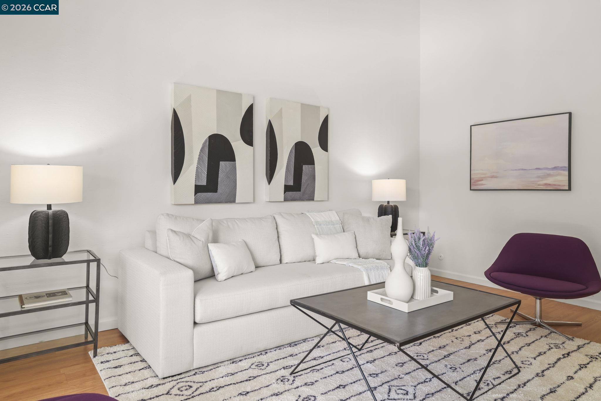 Photo #5: 41136268 Listing: Photo #5