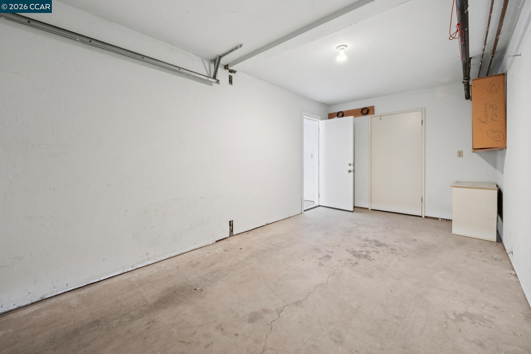 Photo #35: 41136273 Listing: Photo #35