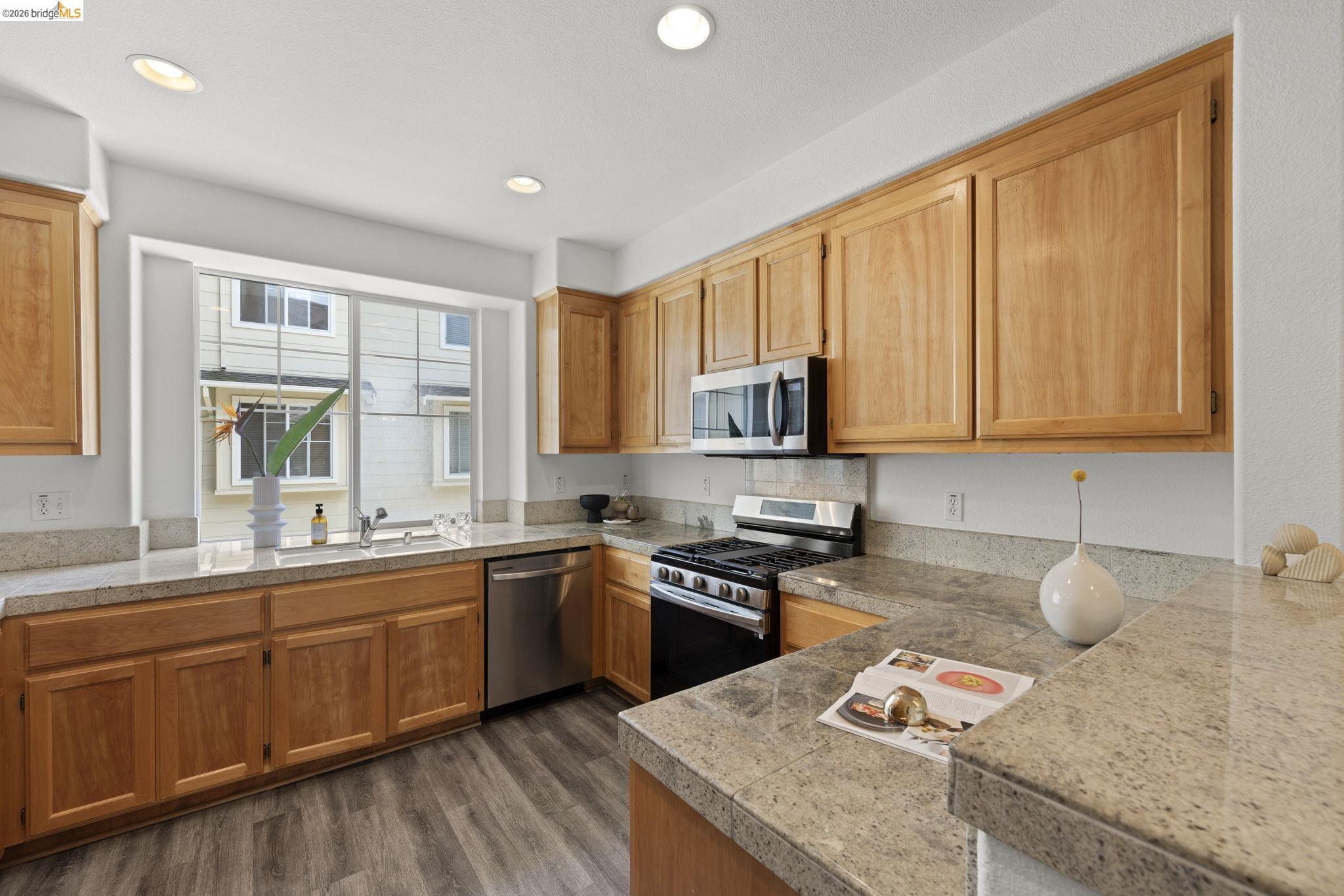 Photo #14: 41136278 Listing: Photo #14