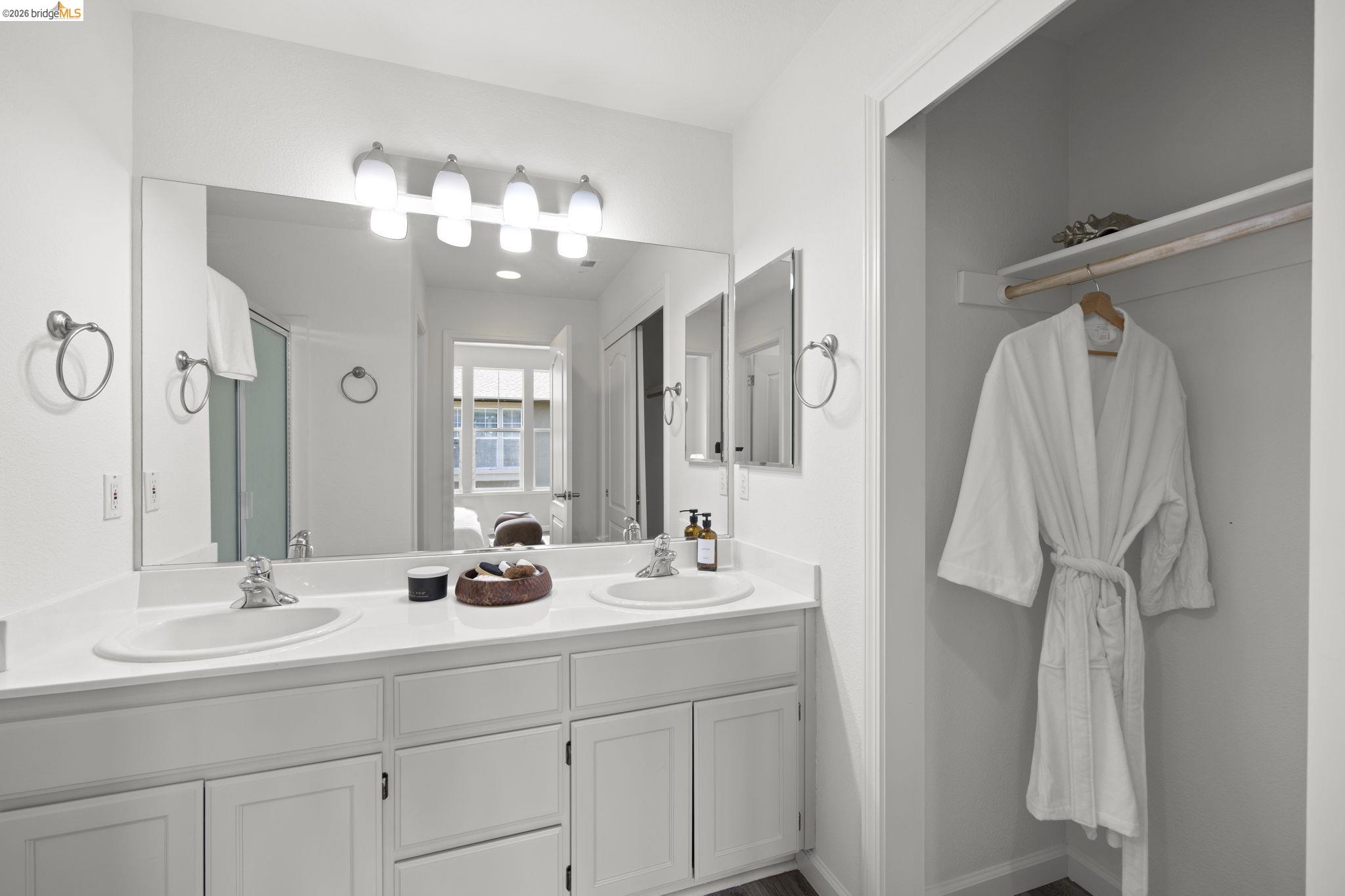 Photo #28: 41136278 Listing: Photo #28