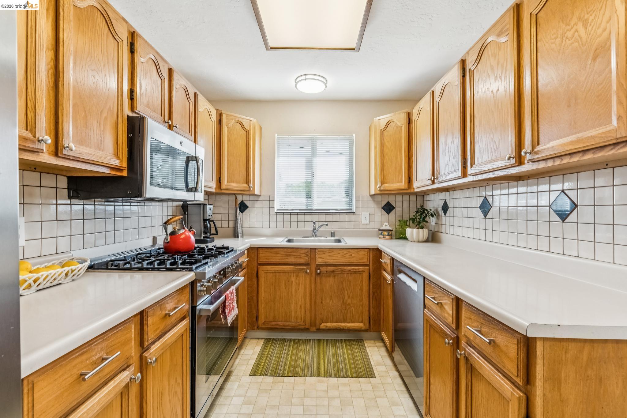 4203 Garden Lane