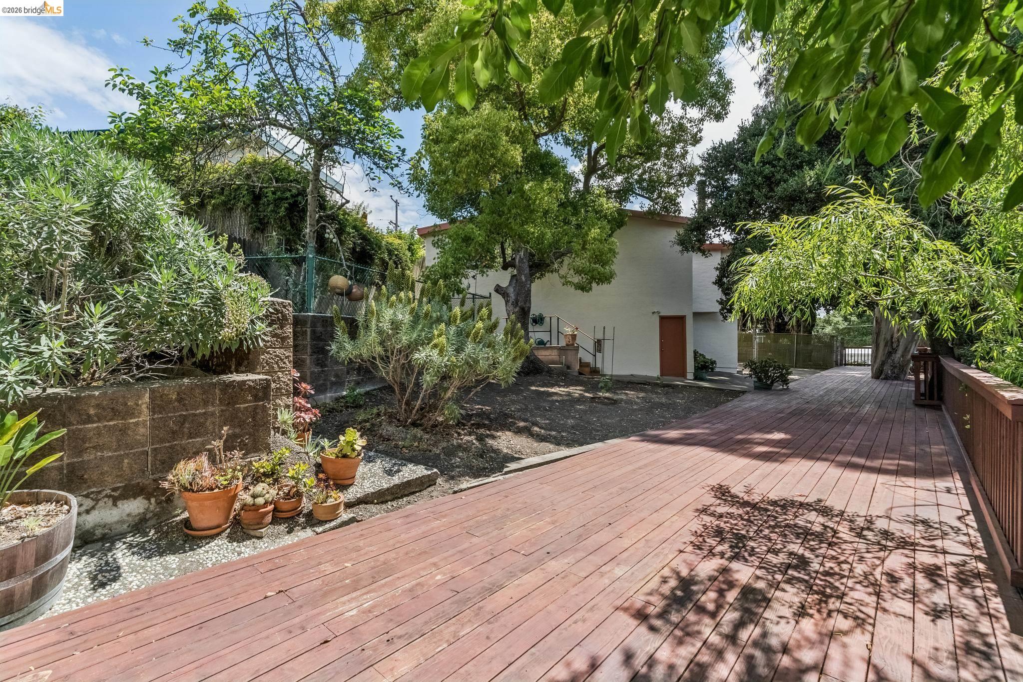 4203 Garden Lane