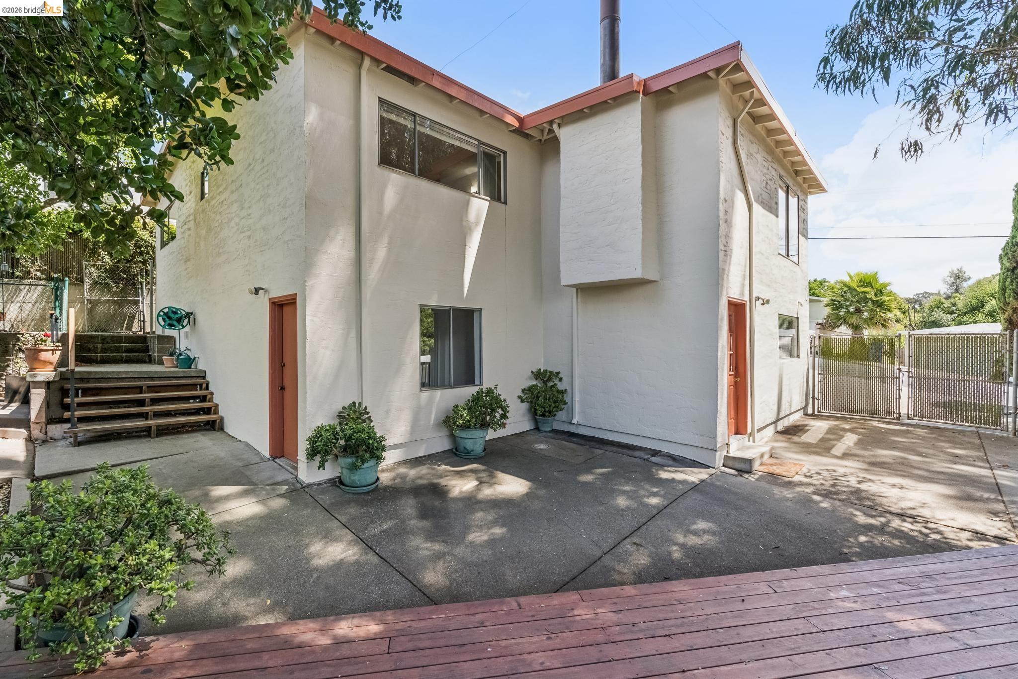 4203 Garden Lane