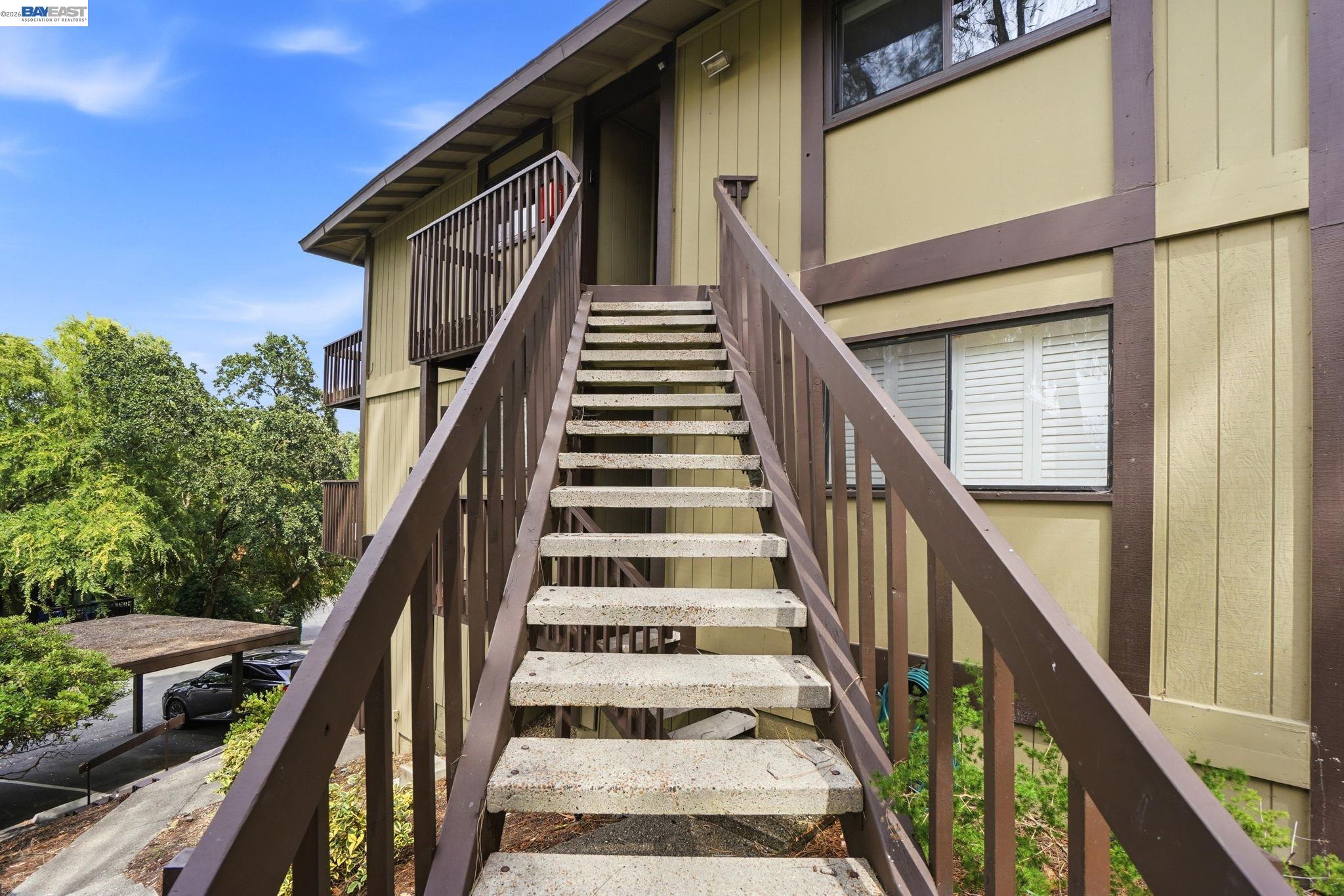 Photo #2: 41136290 Listing: Photo #2