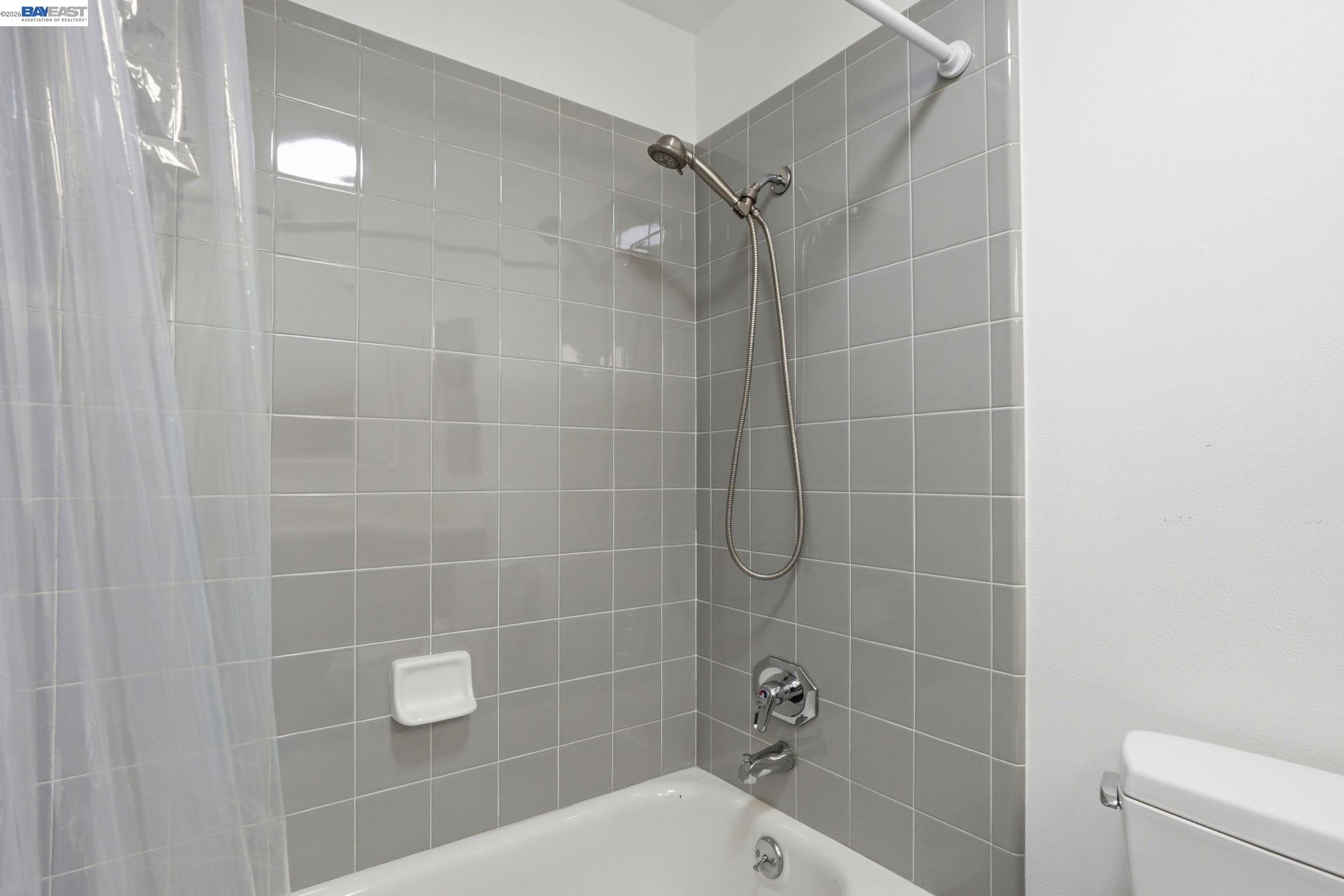 Photo #23: 41136290 Listing: Photo #23