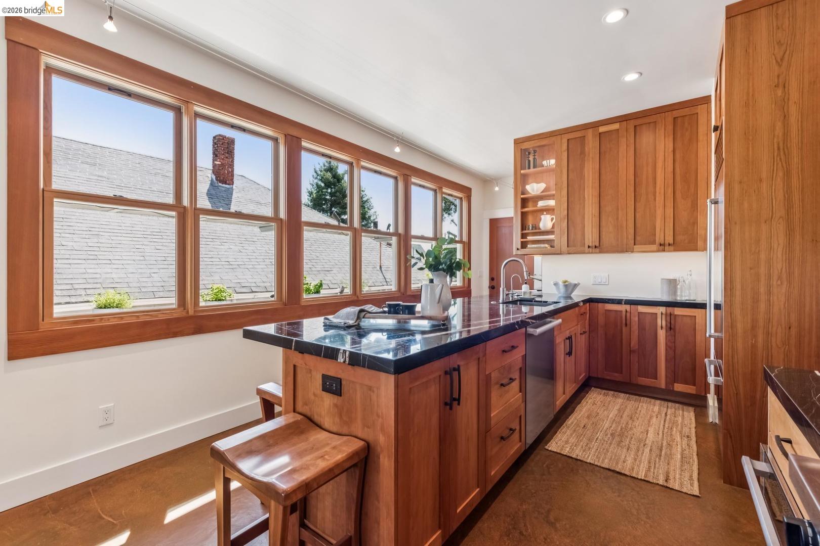 Photo #9: 41136297 Listing: Photo #9