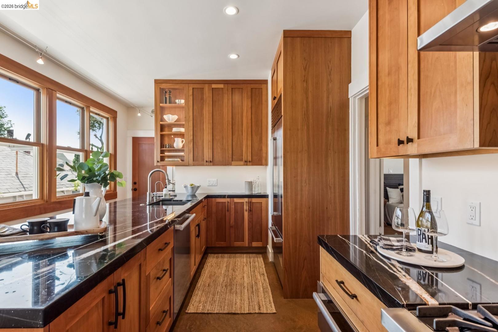 Photo #10: 41136297 Listing: Photo #10