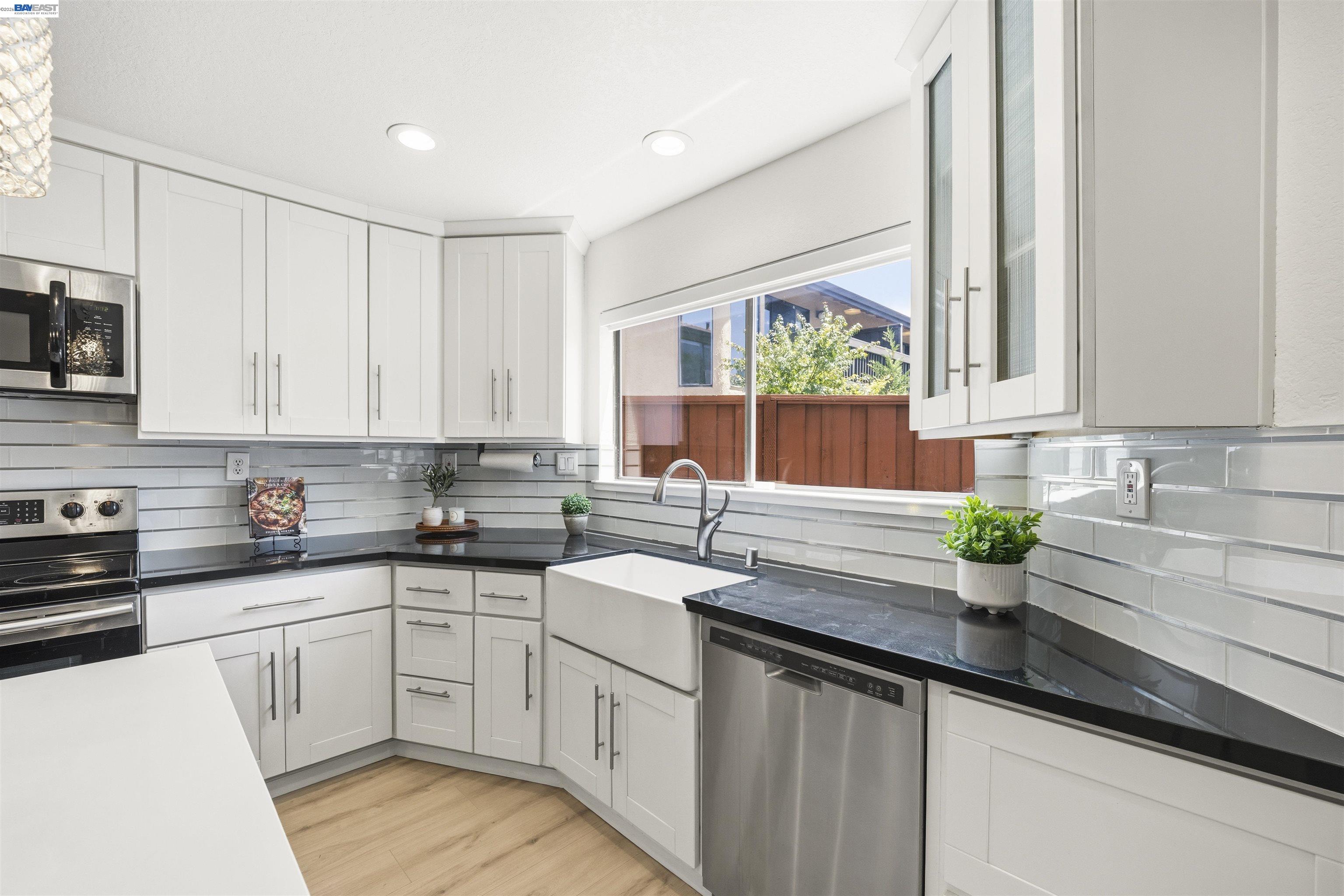 Photo #12: 41136304 Listing: Photo #12