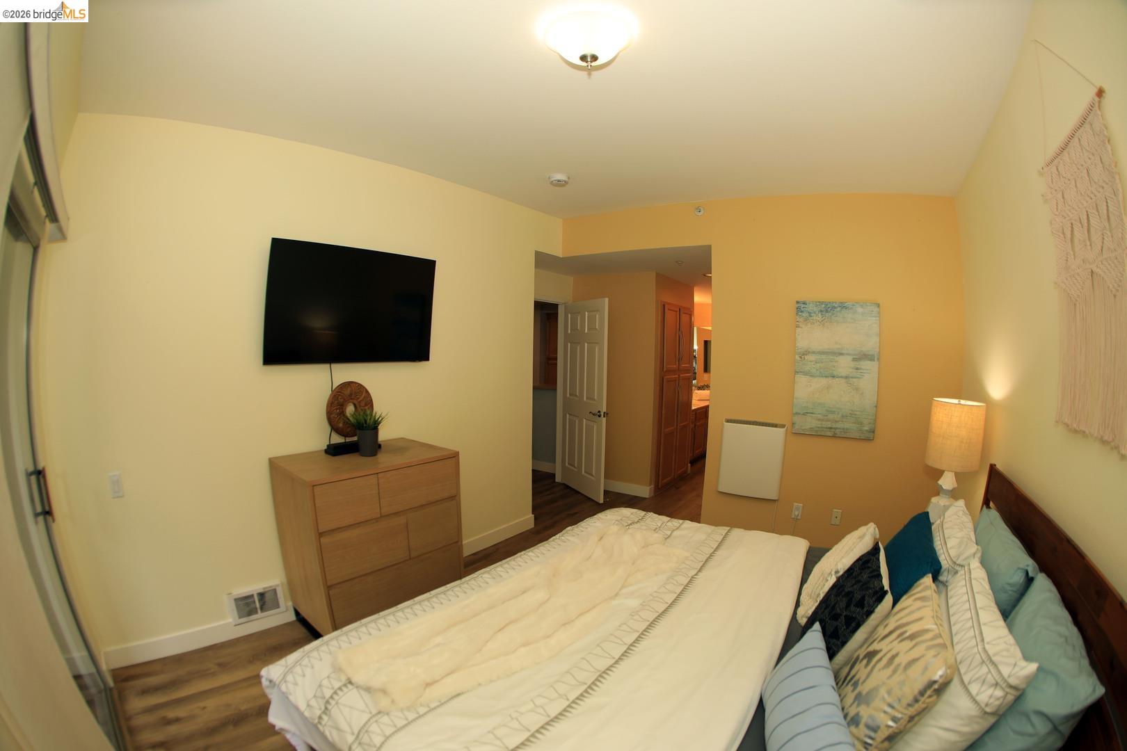 Photo #12: 41136307 Listing: Photo #12