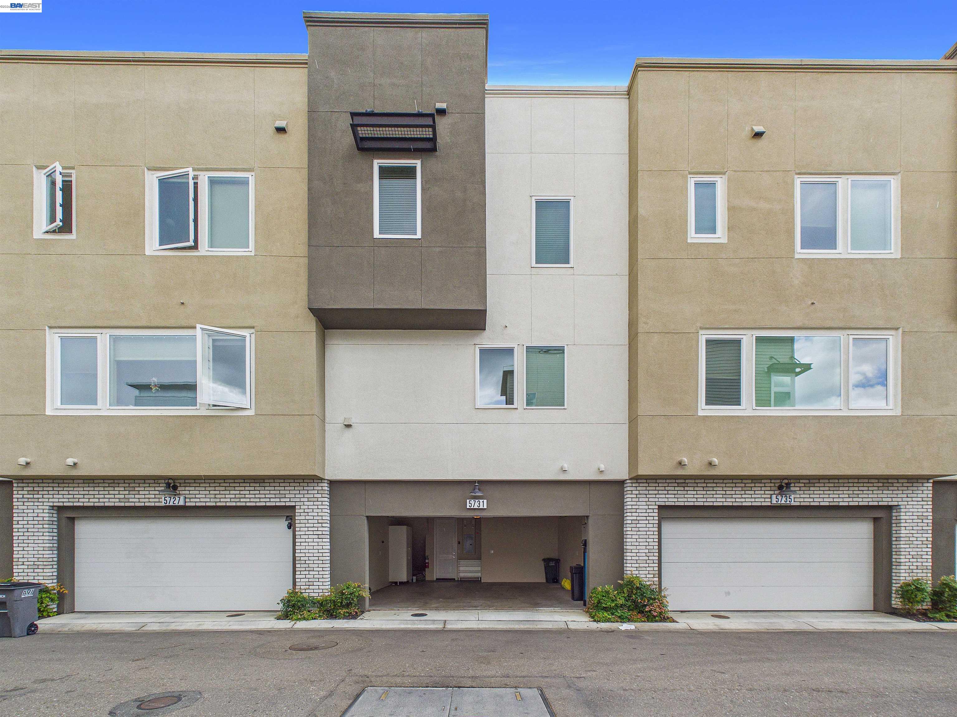 Photo #8: 41136326 Listing: Photo #8
