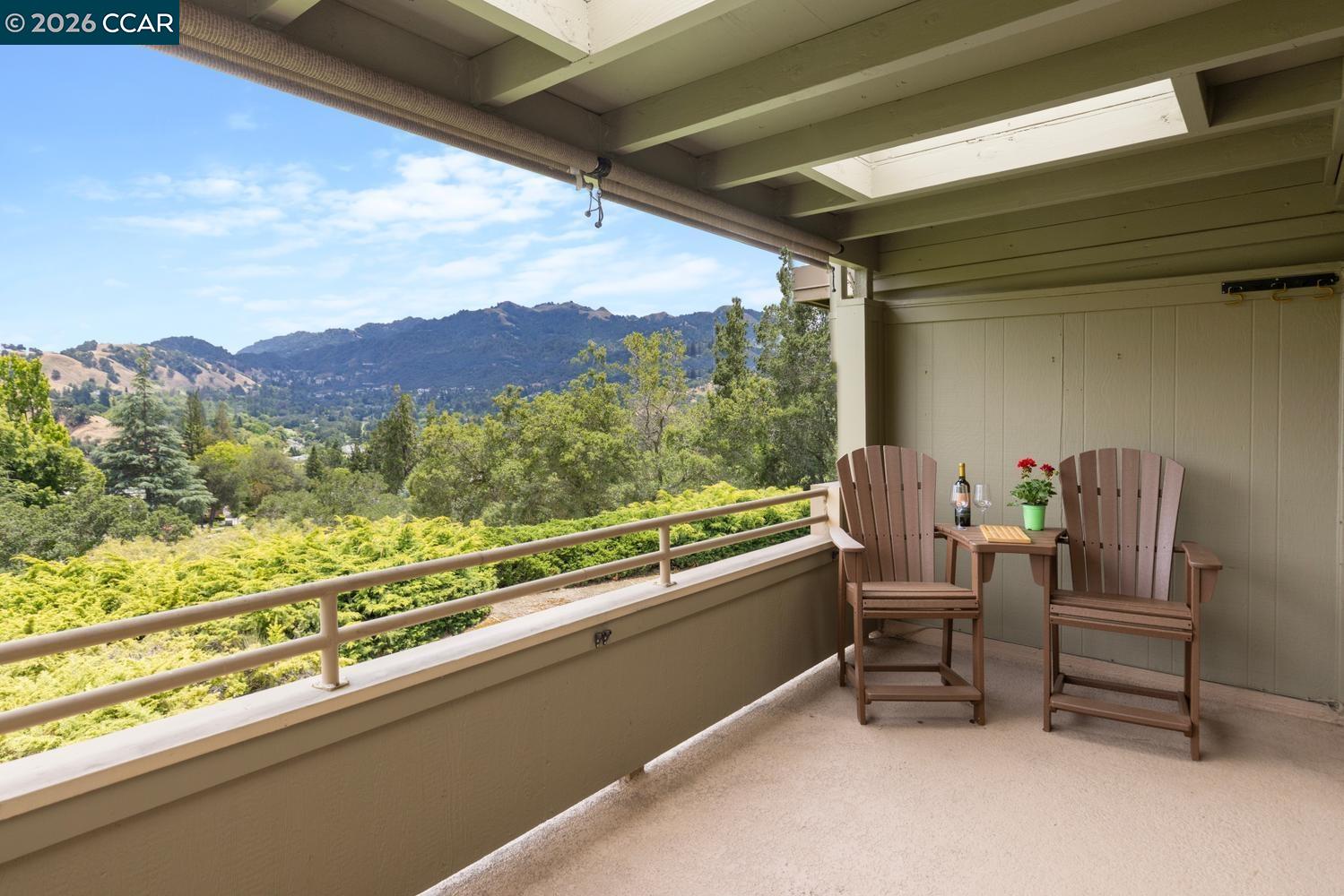 Photo #1: 41136327 Listing: Photo #1