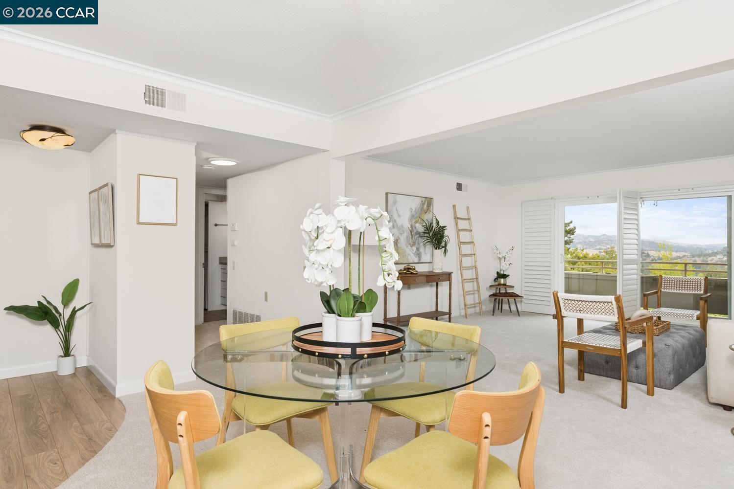 Photo #7: 41136327 Listing: Photo #7