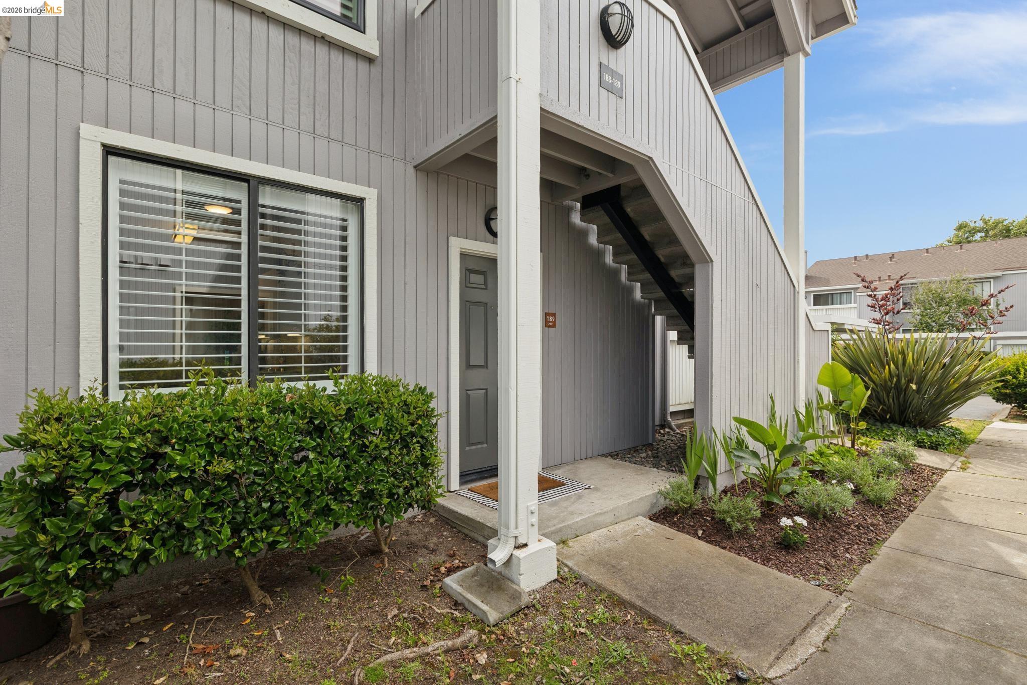 Photo #3: 41136342 Listing: Photo #3