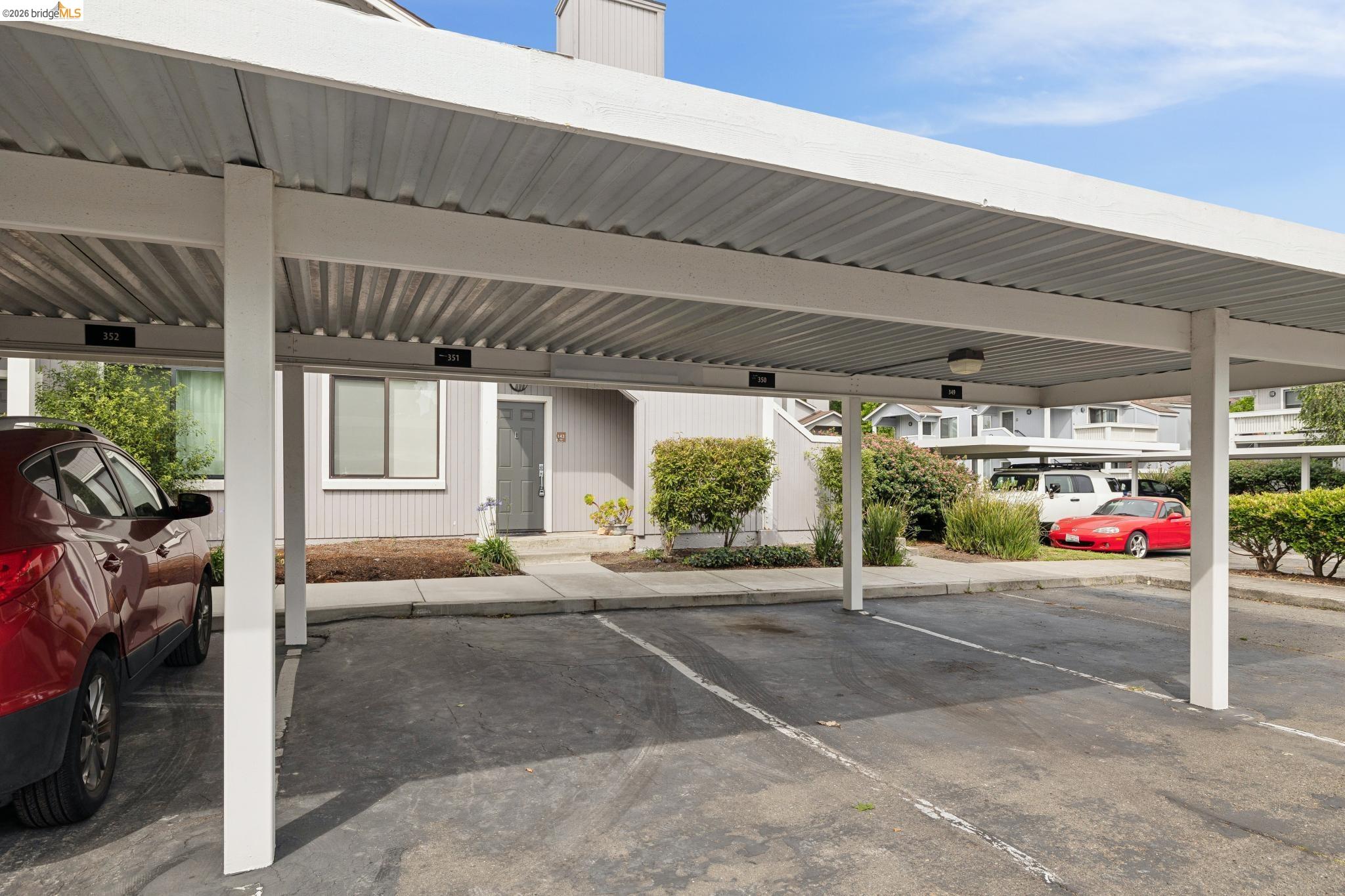 Photo #23: 41136342 Listing: Photo #23