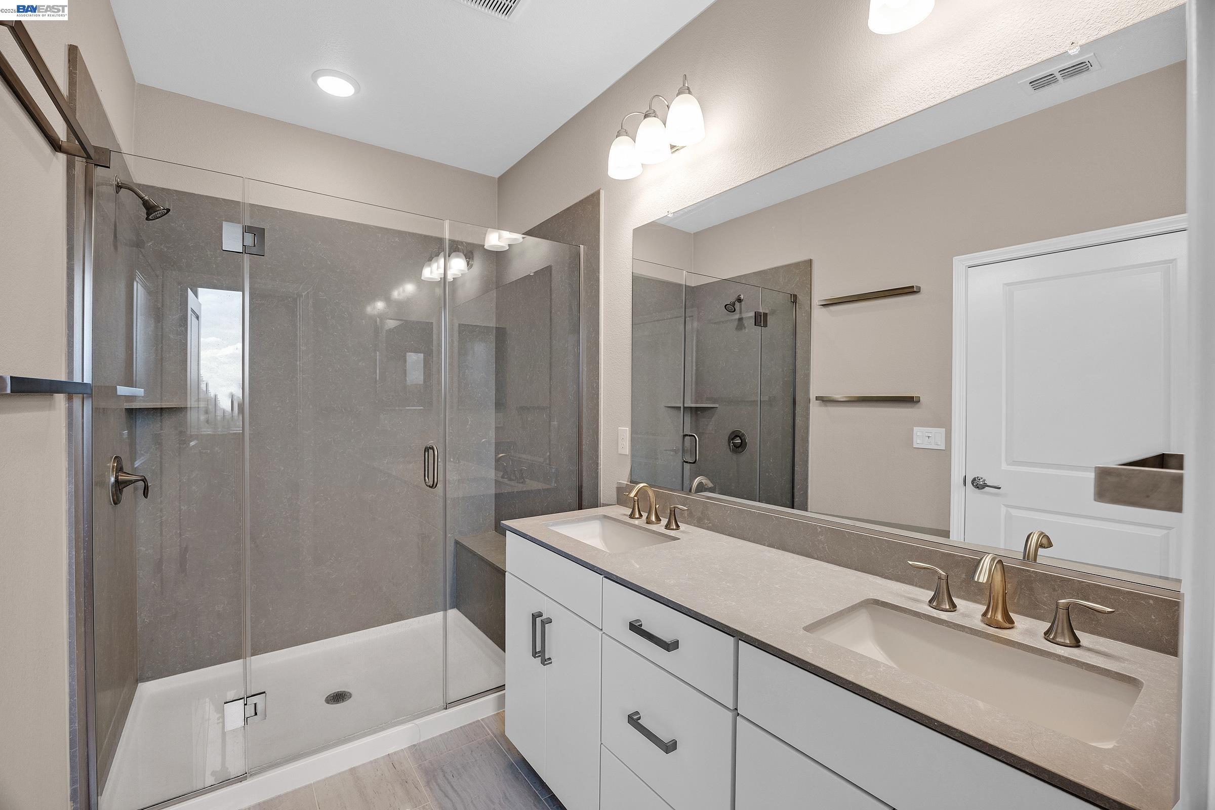 Photo #17: 41136349 Listing: Photo #17