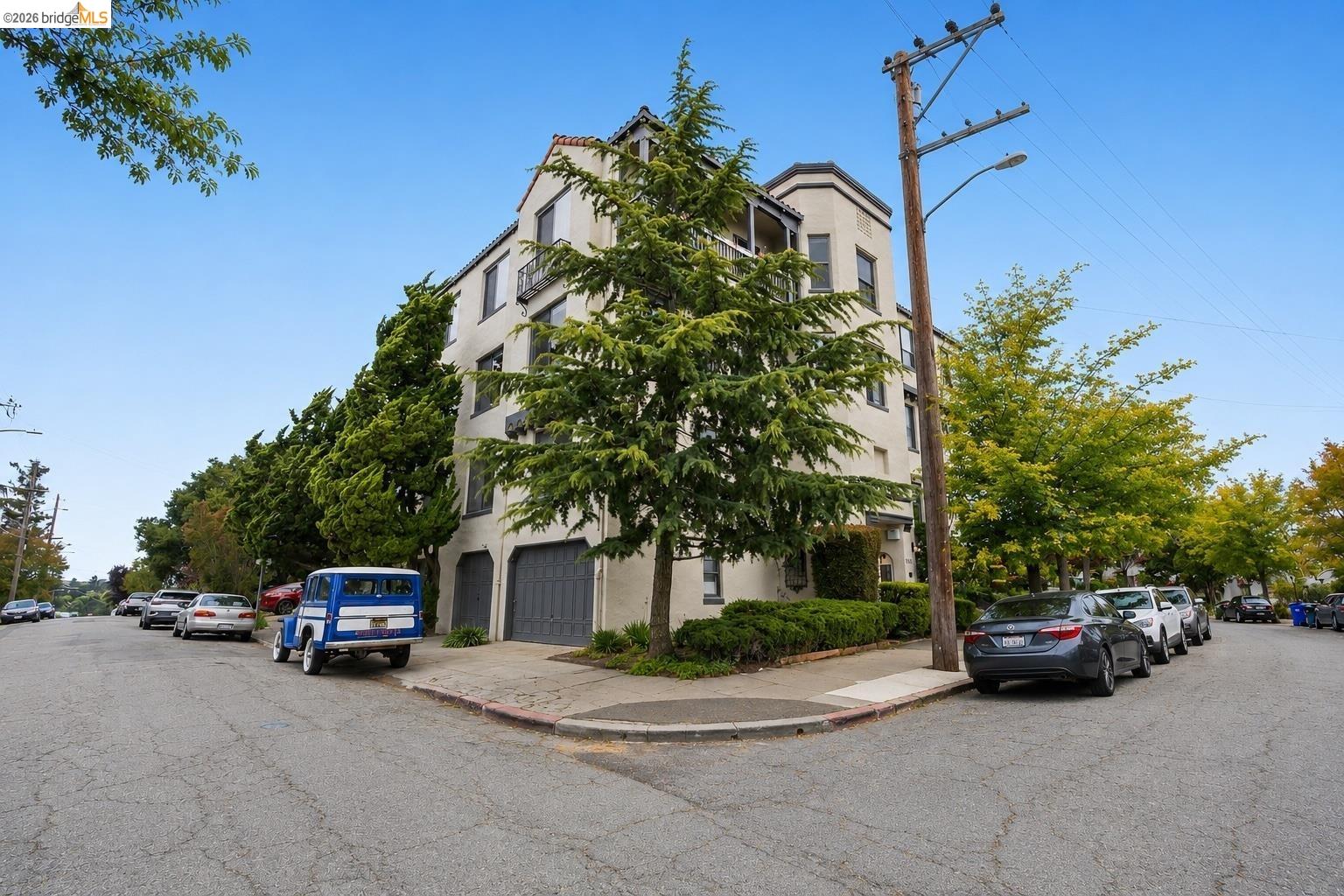 Photo #2: 41136364 Listing: Photo #2