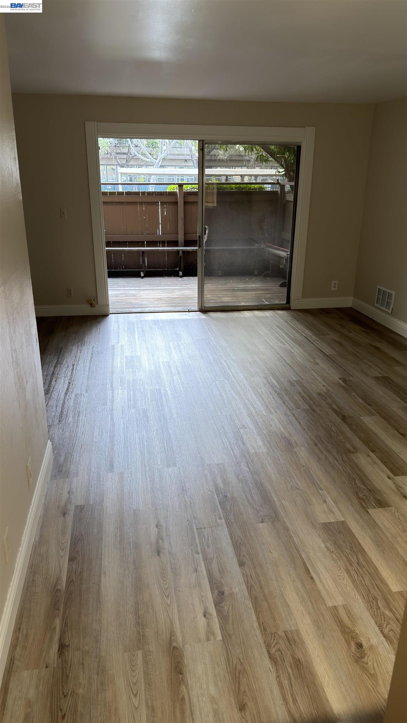 Photo #3: 41136366 Listing: Photo #3