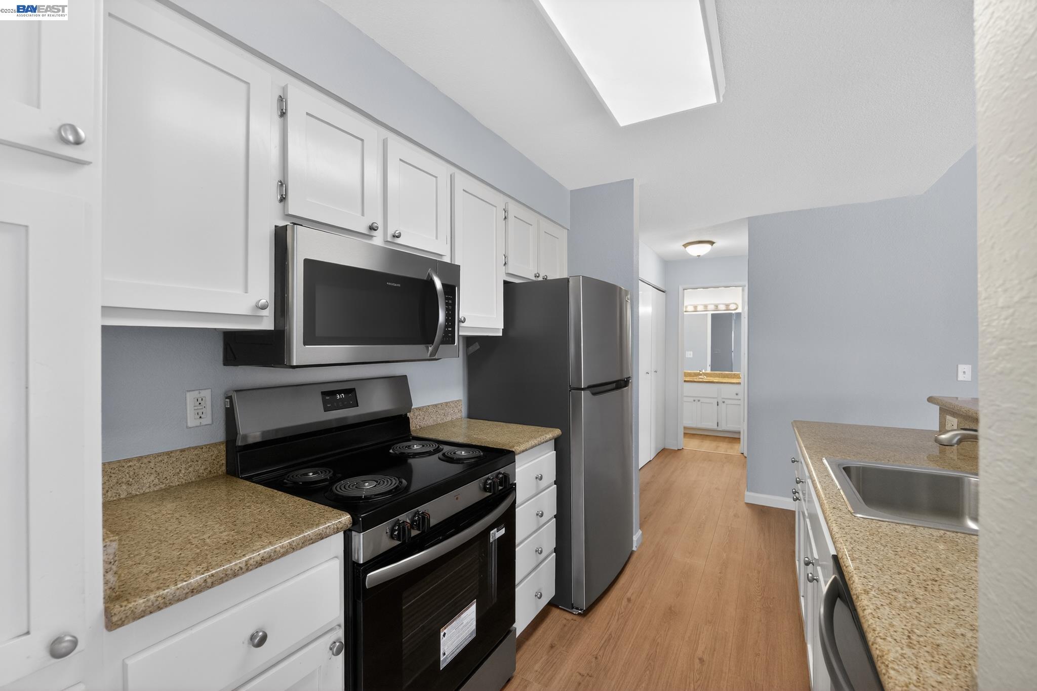 Photo #6: 41136391 Listing: Photo #6