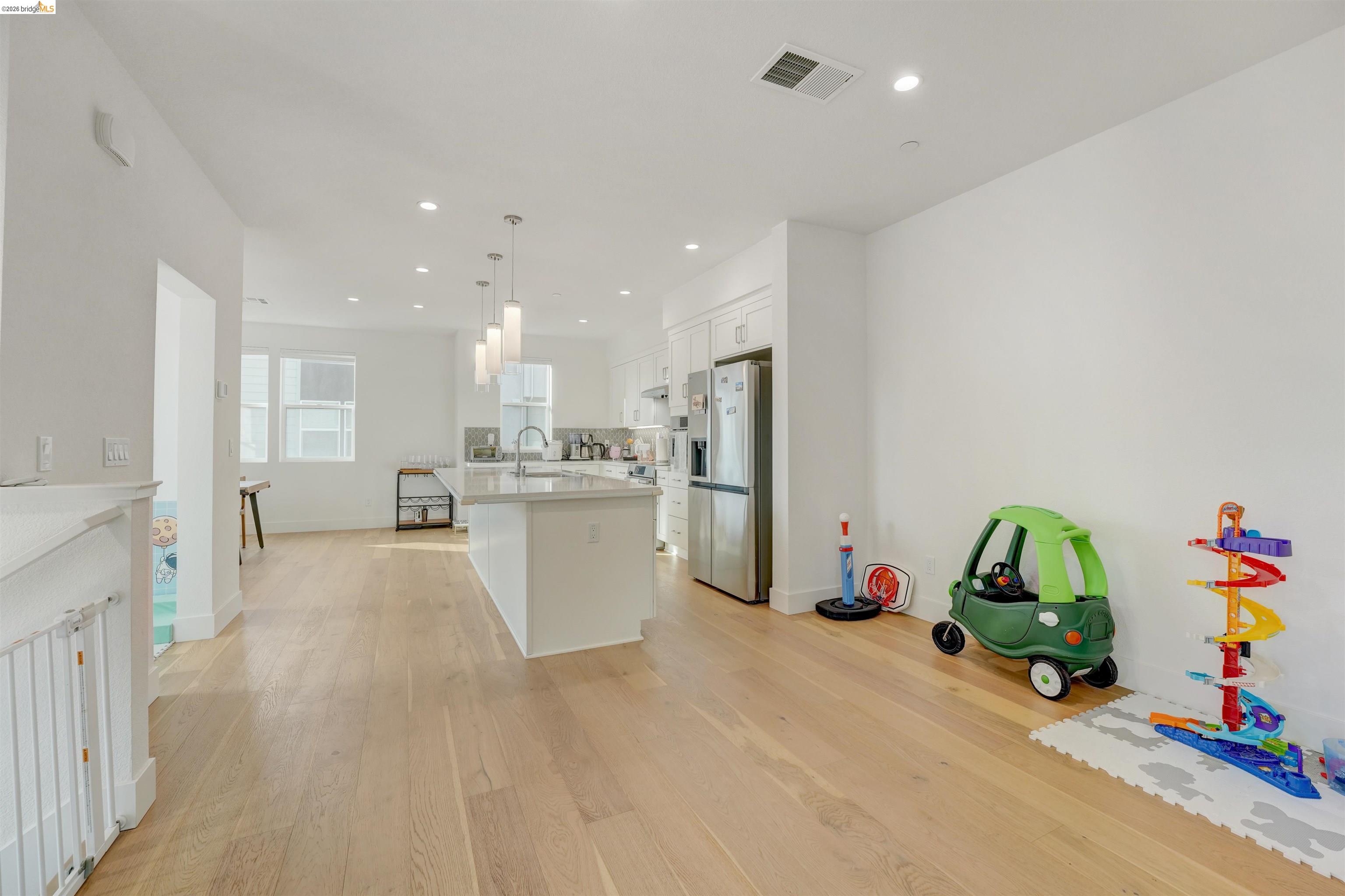 Photo #16: 41136419 Listing: Photo #16