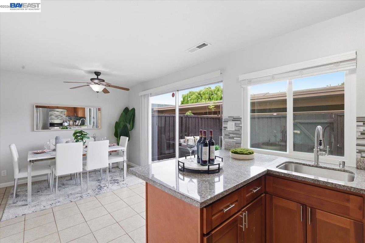Photo #11: 41136422 Listing: Photo #11