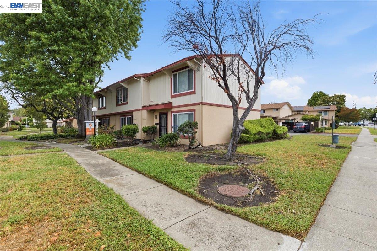 Photo #3: 41136422 Listing: Photo #3