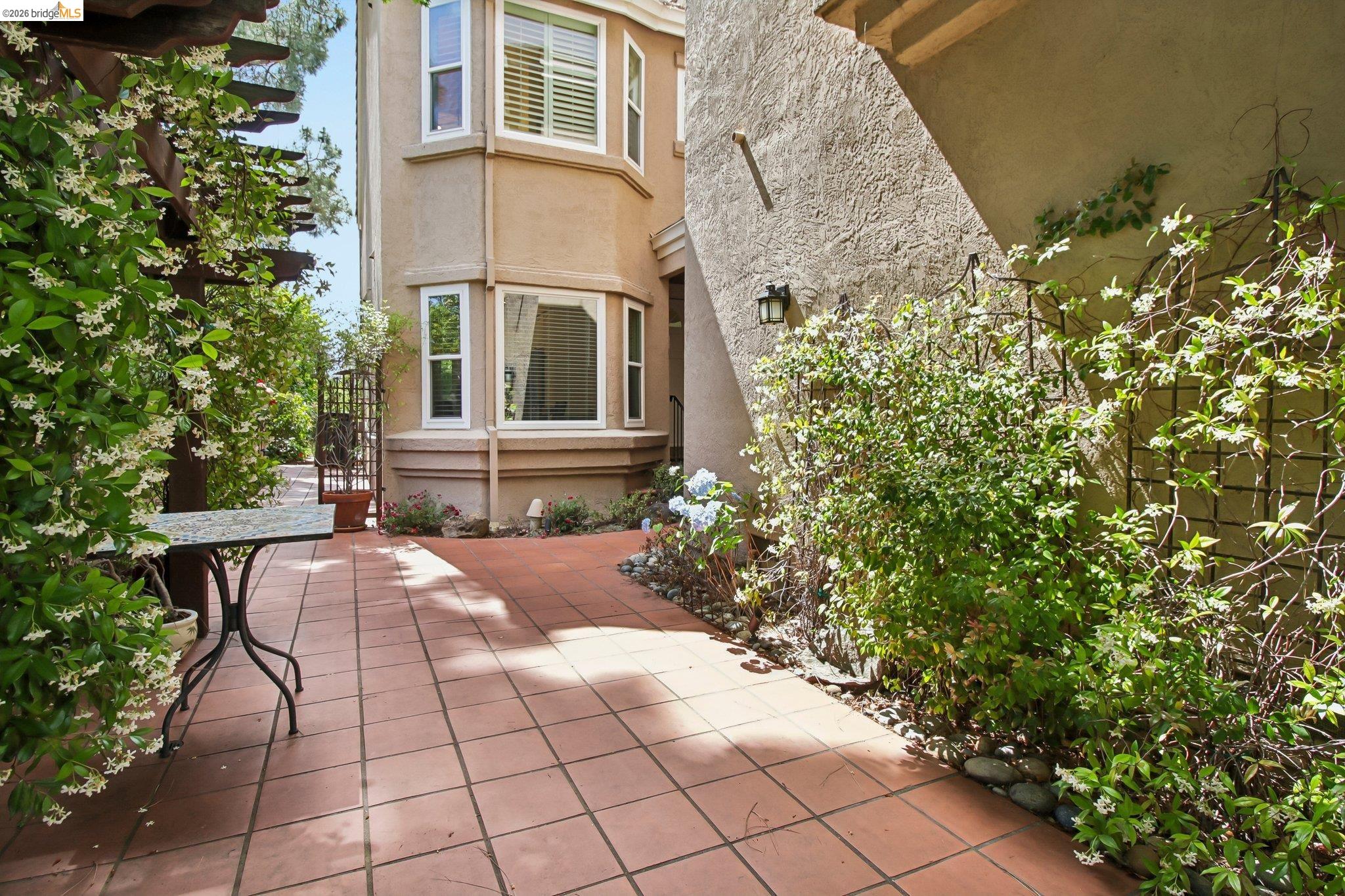 Photo #13: 41136423 Listing: Photo #13