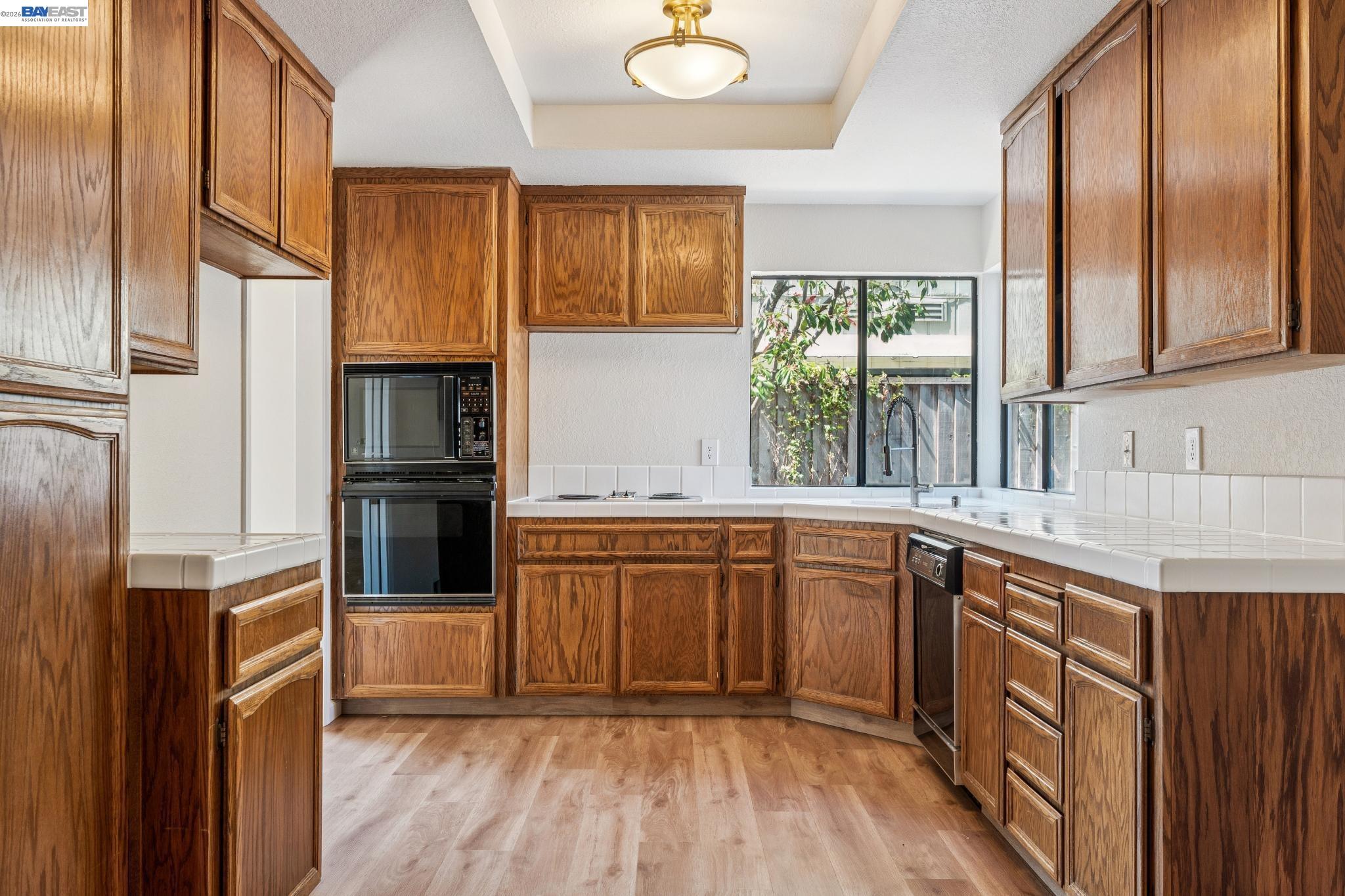 365 Channing Way, Alameda CA 94502 — photo 13