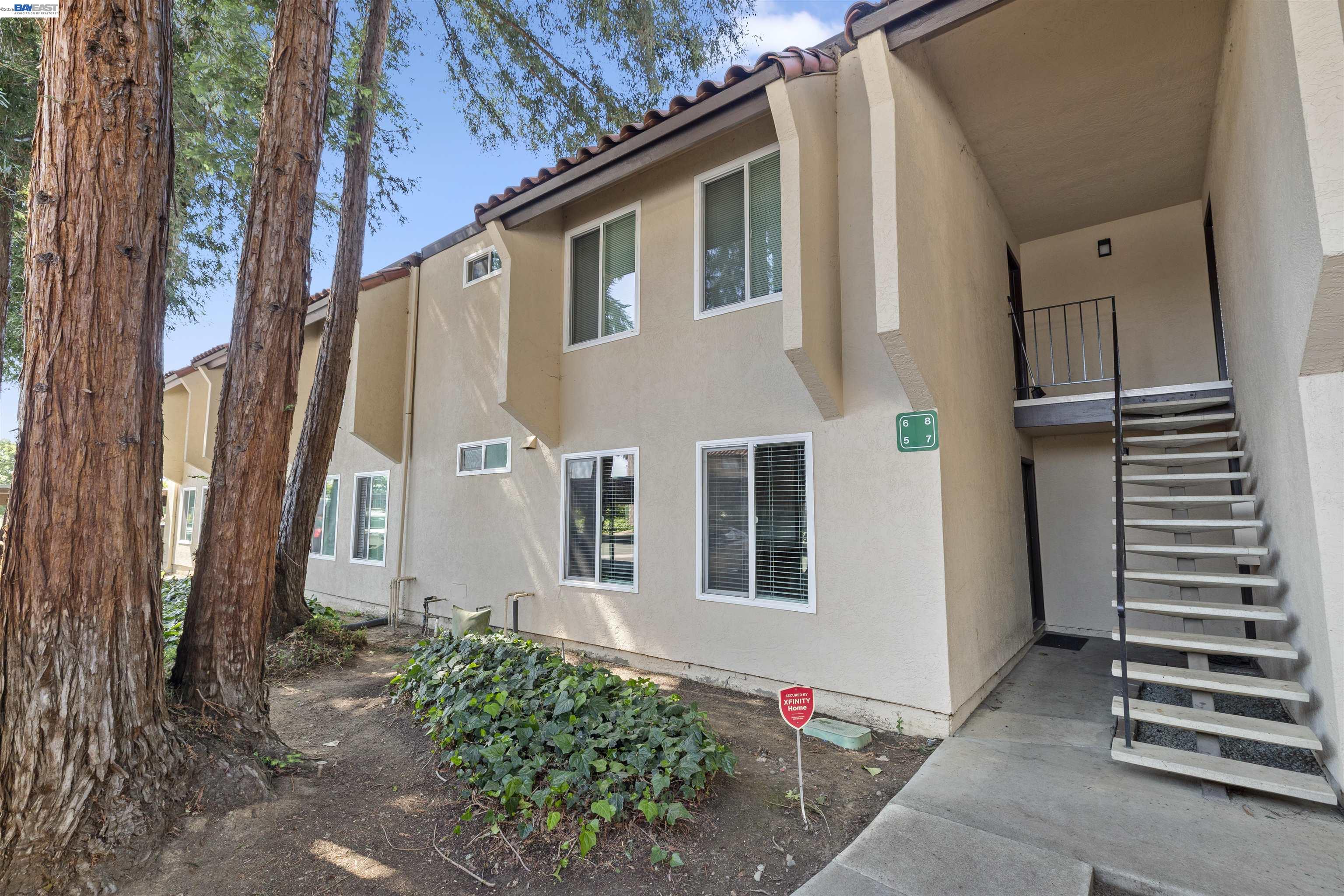Photo #1: 41136432 Listing: Photo #1
