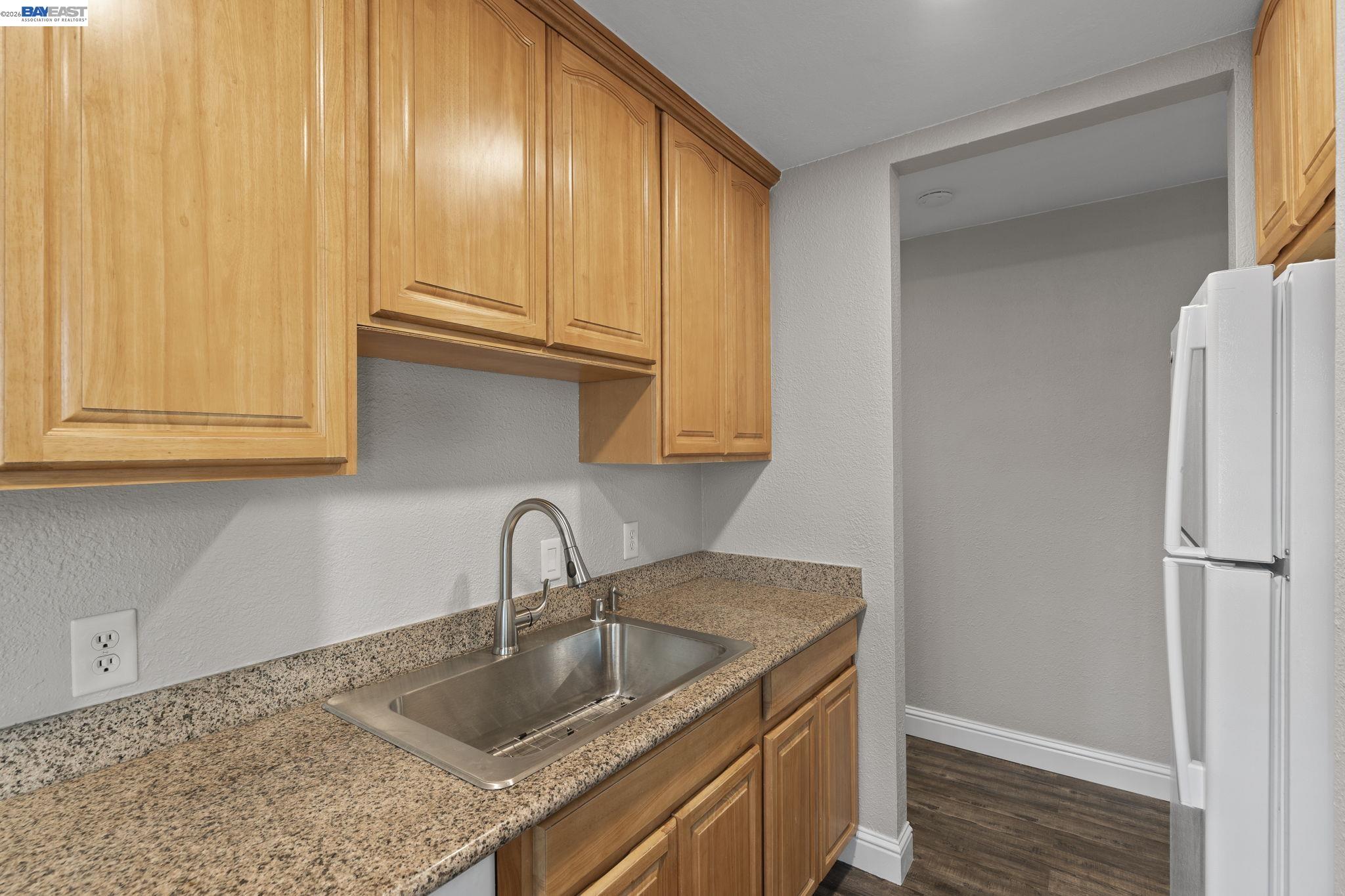 Photo #11: 41136432 Listing: Photo #11