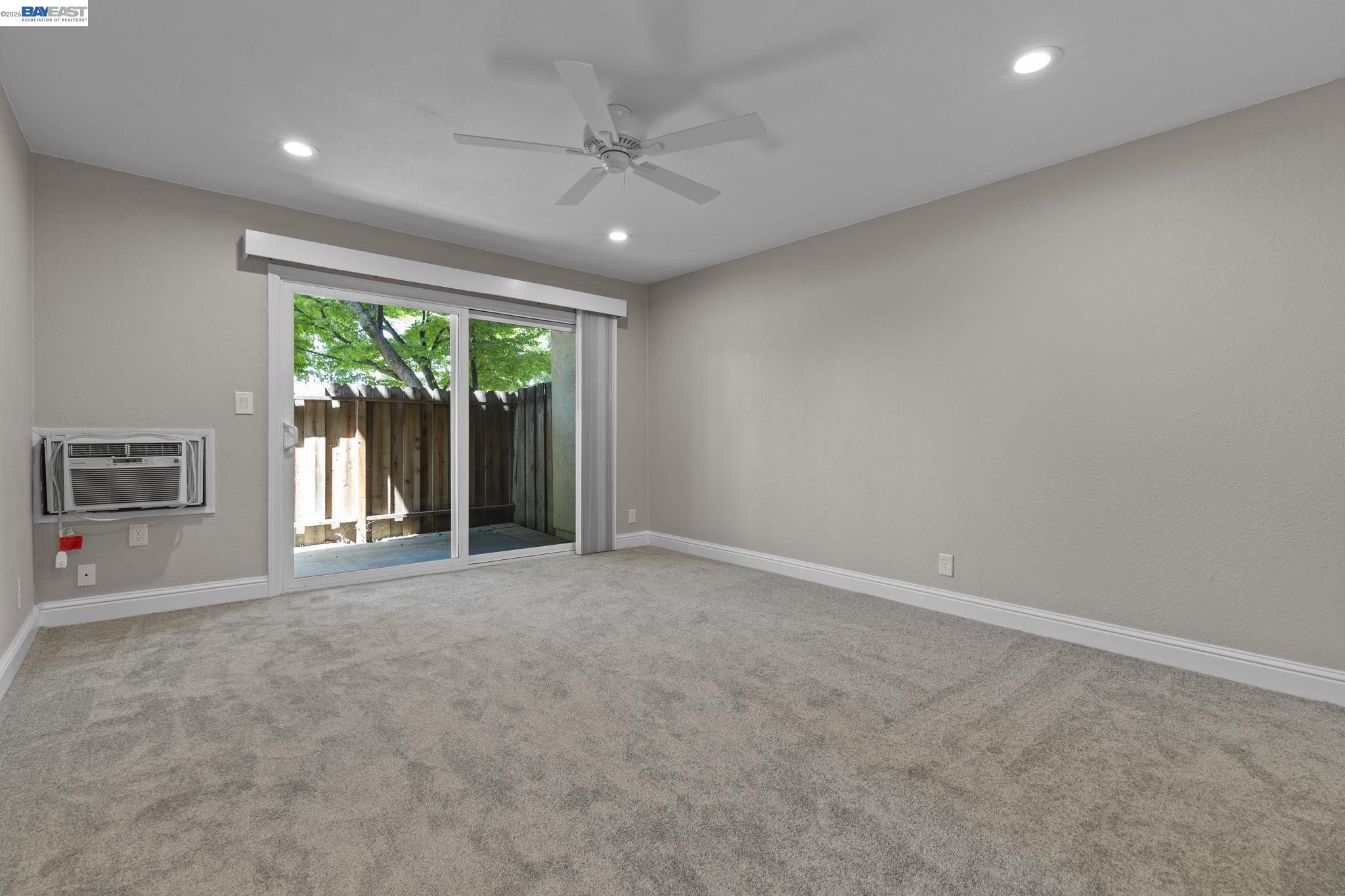Photo #16: 41136432 Listing: Photo #16