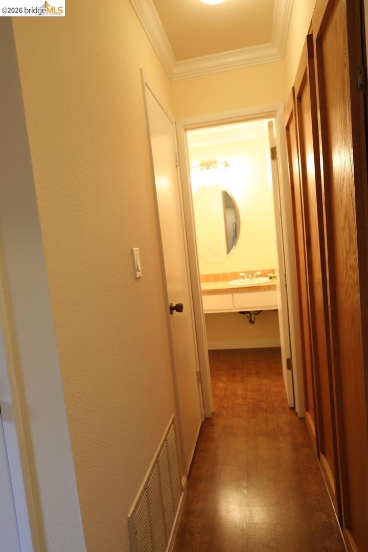 Photo #12: 41136434 Listing: Photo #12