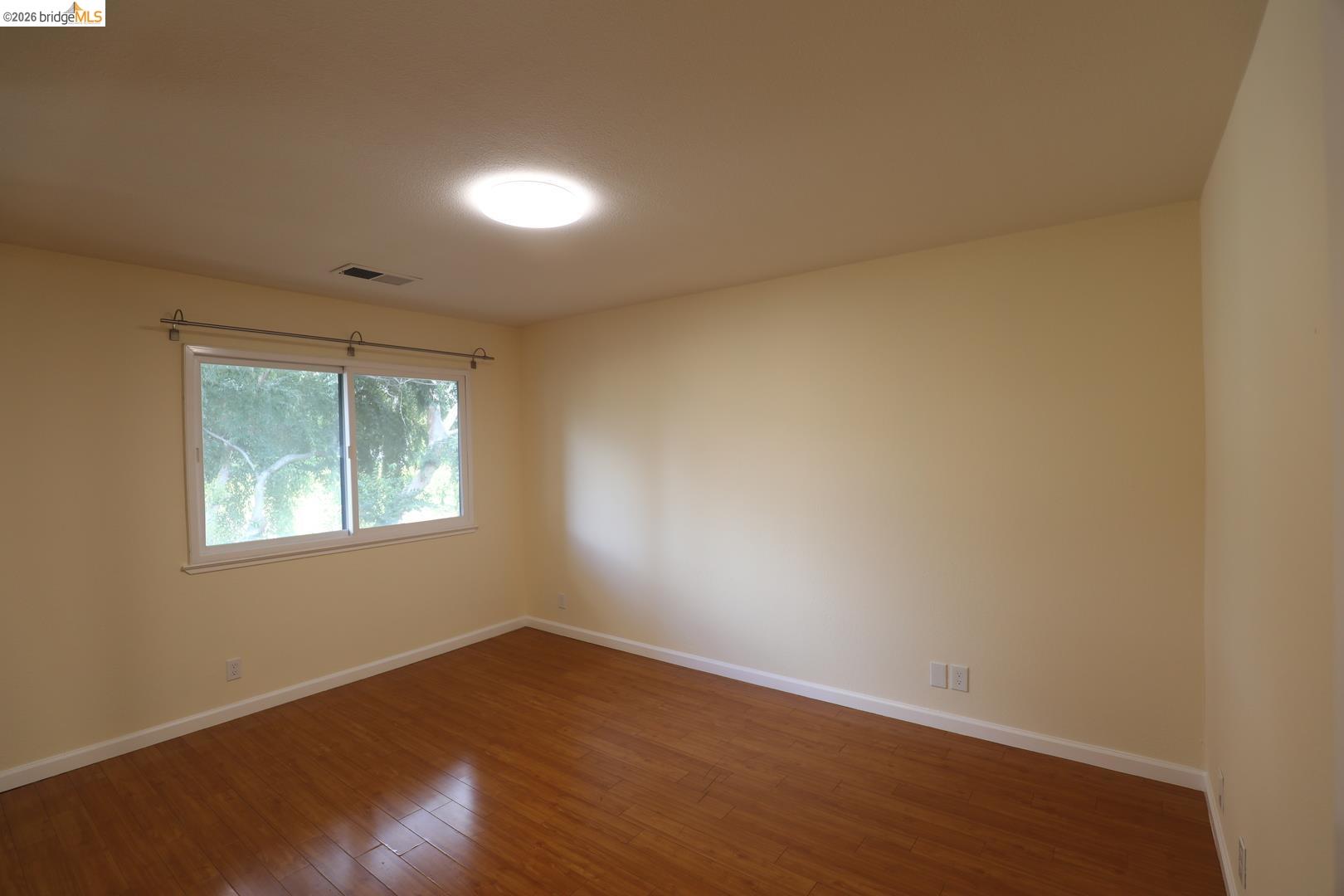 Photo #30: 41136434 Listing: Photo #30
