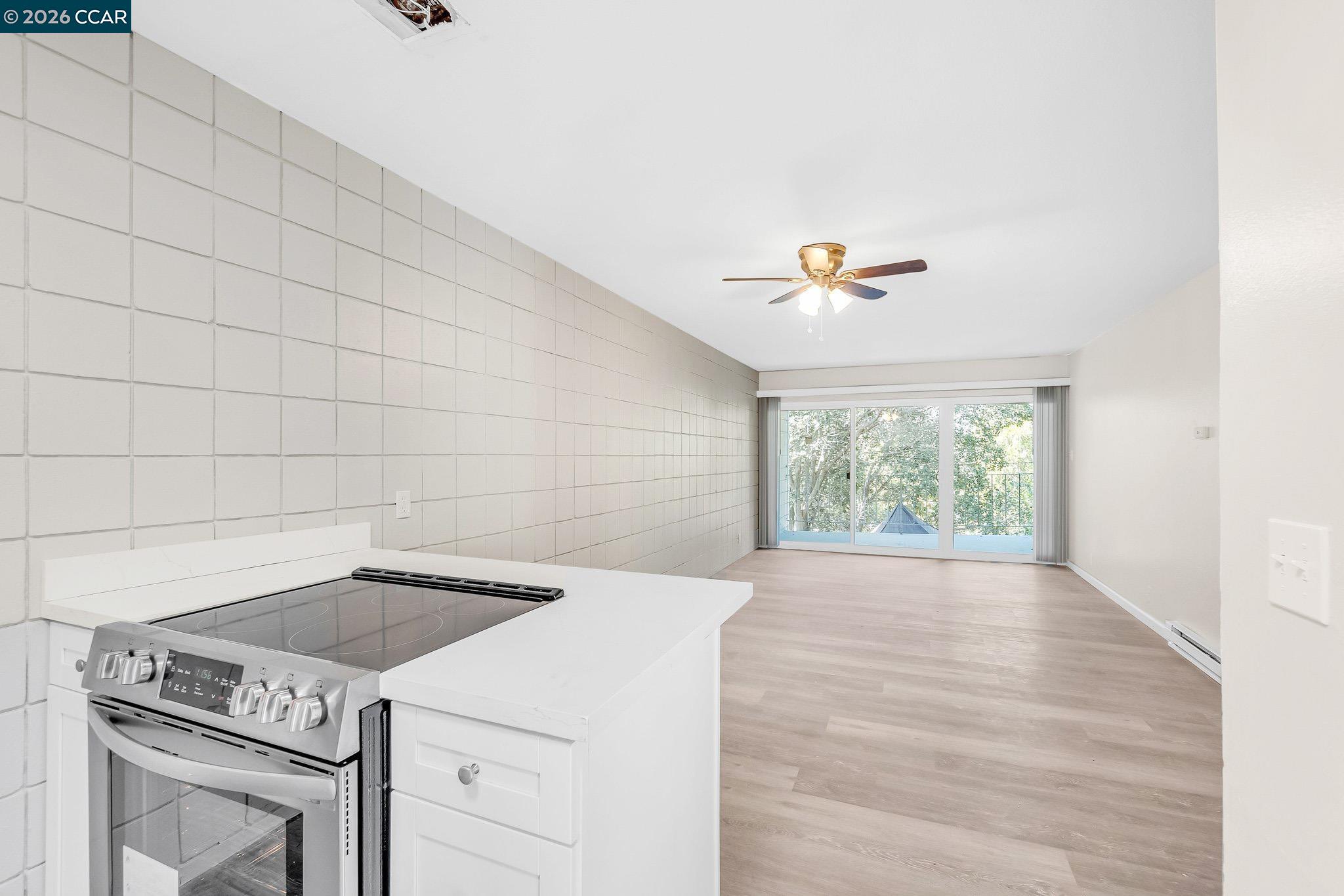 944 Walpert St, Hayward CA 94541 — photo 20