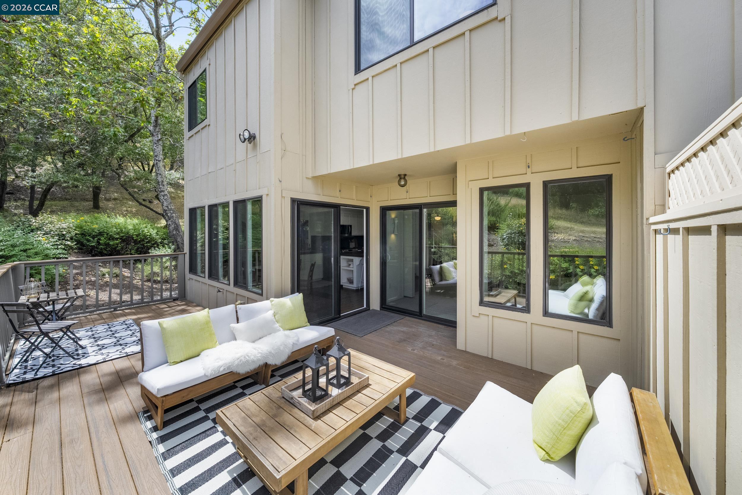 28 Curlew Way, Novato CA 94949 — photo 12